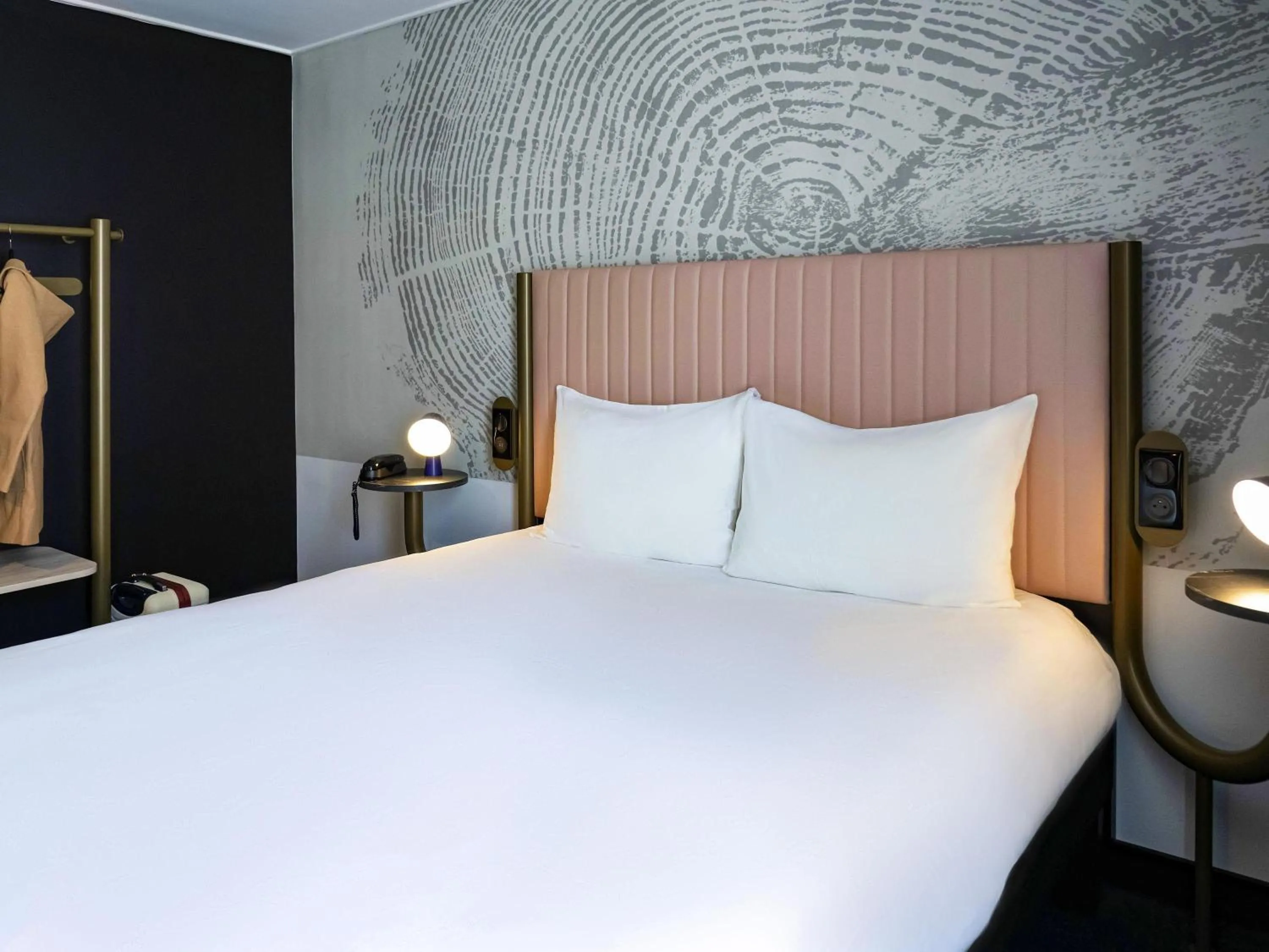 Bedroom, Bed in ibis Styles Paris Porte de Versailles - Mairie d'Issy