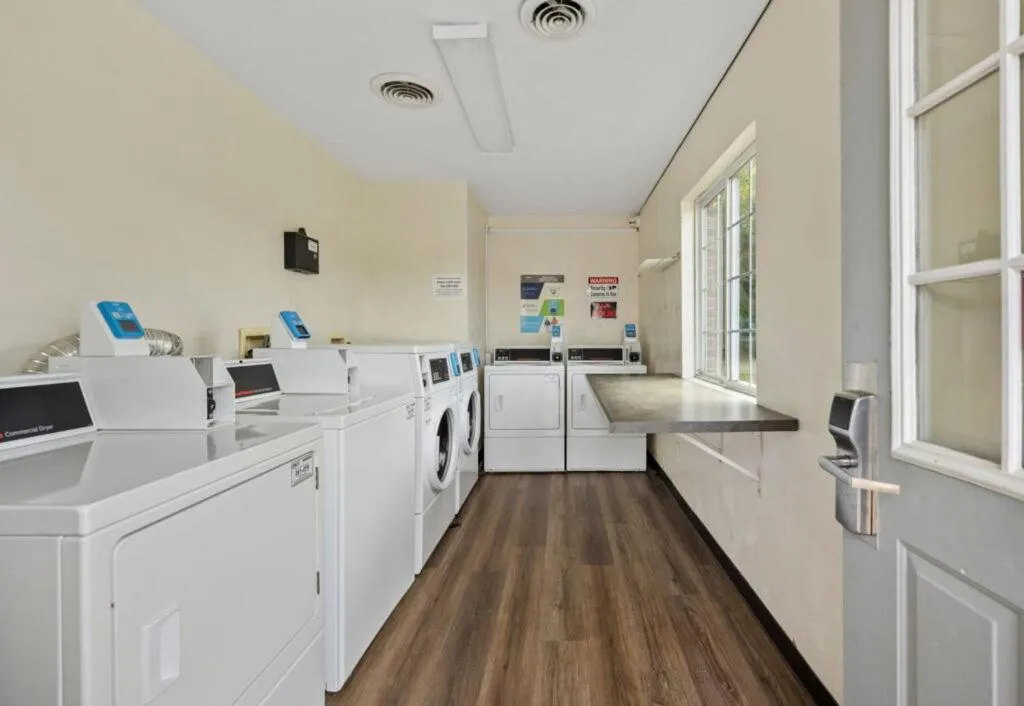 Affordable Suites Graham