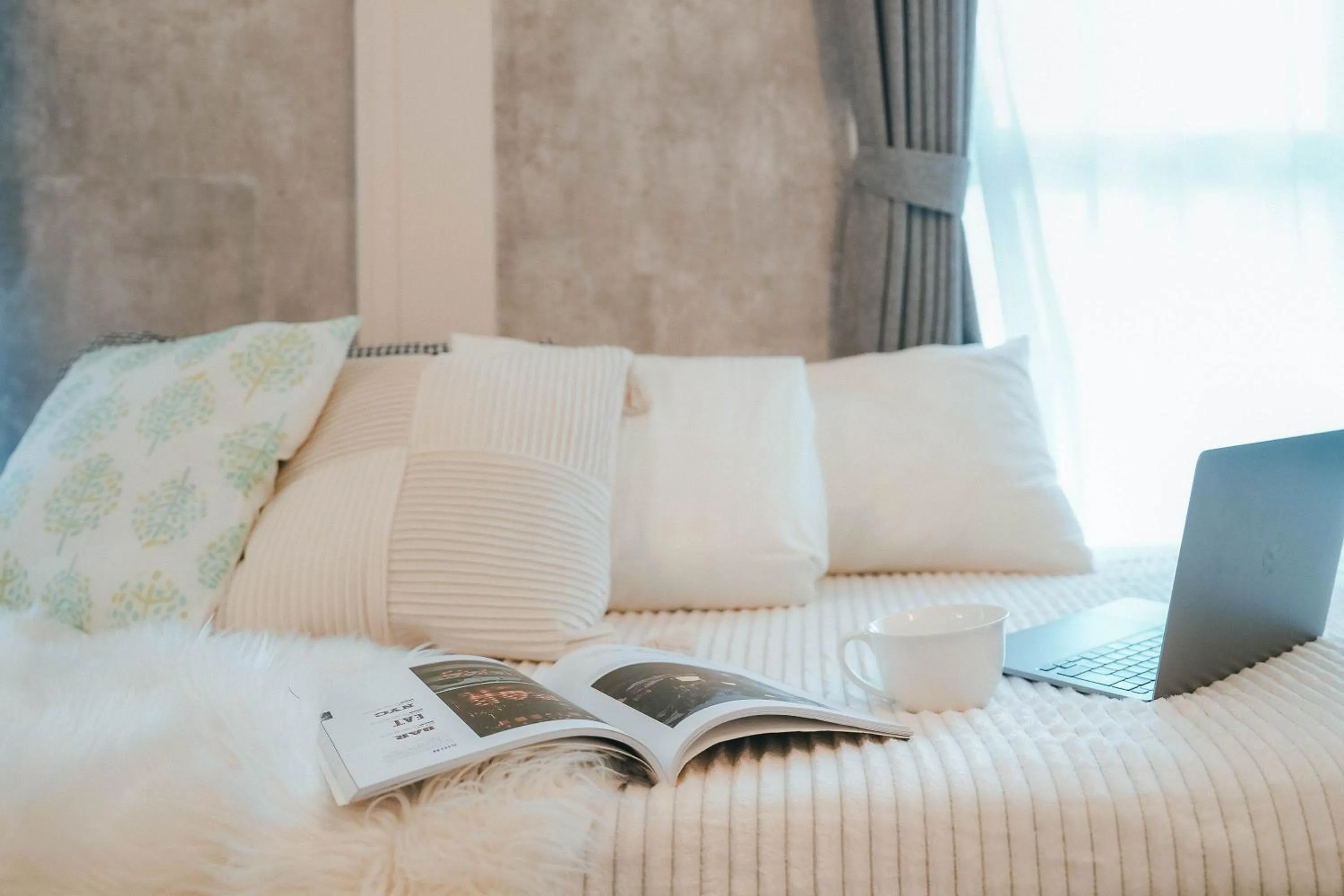 Bed in Hotel Flourish 67