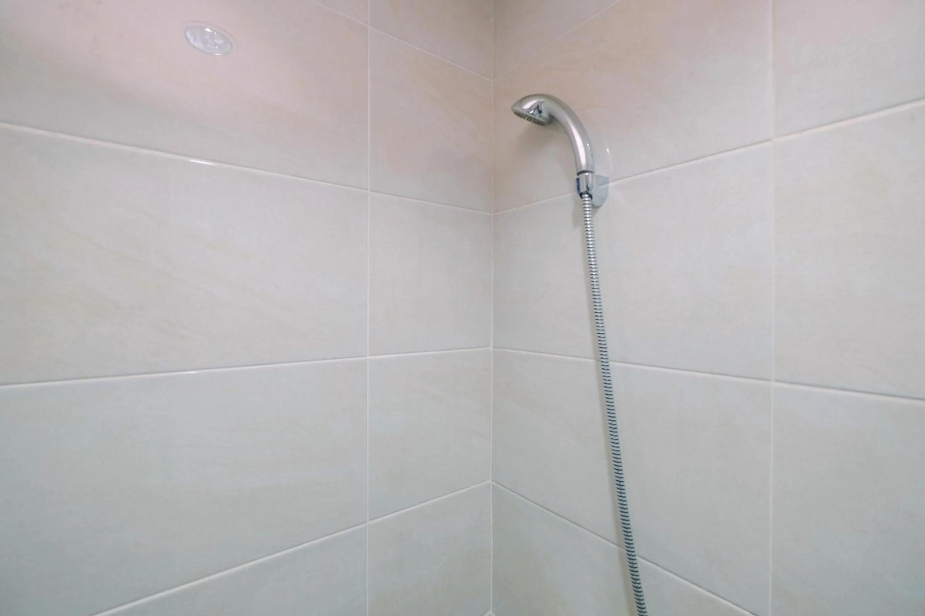 New Furnished with Cozy Stay @ Studio Mustika Golf Residence Apartment By Travelio