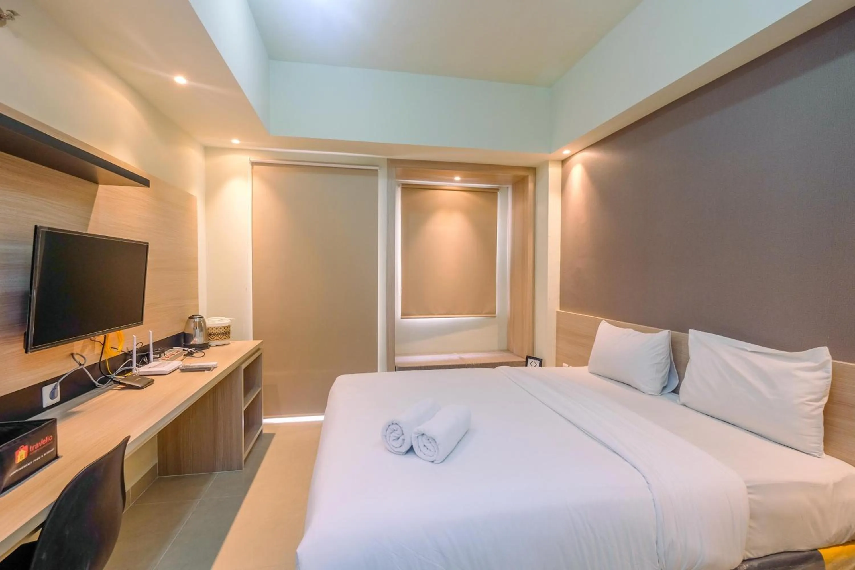 Bed in New Furnished with Cozy Stay @ Studio Mustika Golf Residence Apartment By Travelio