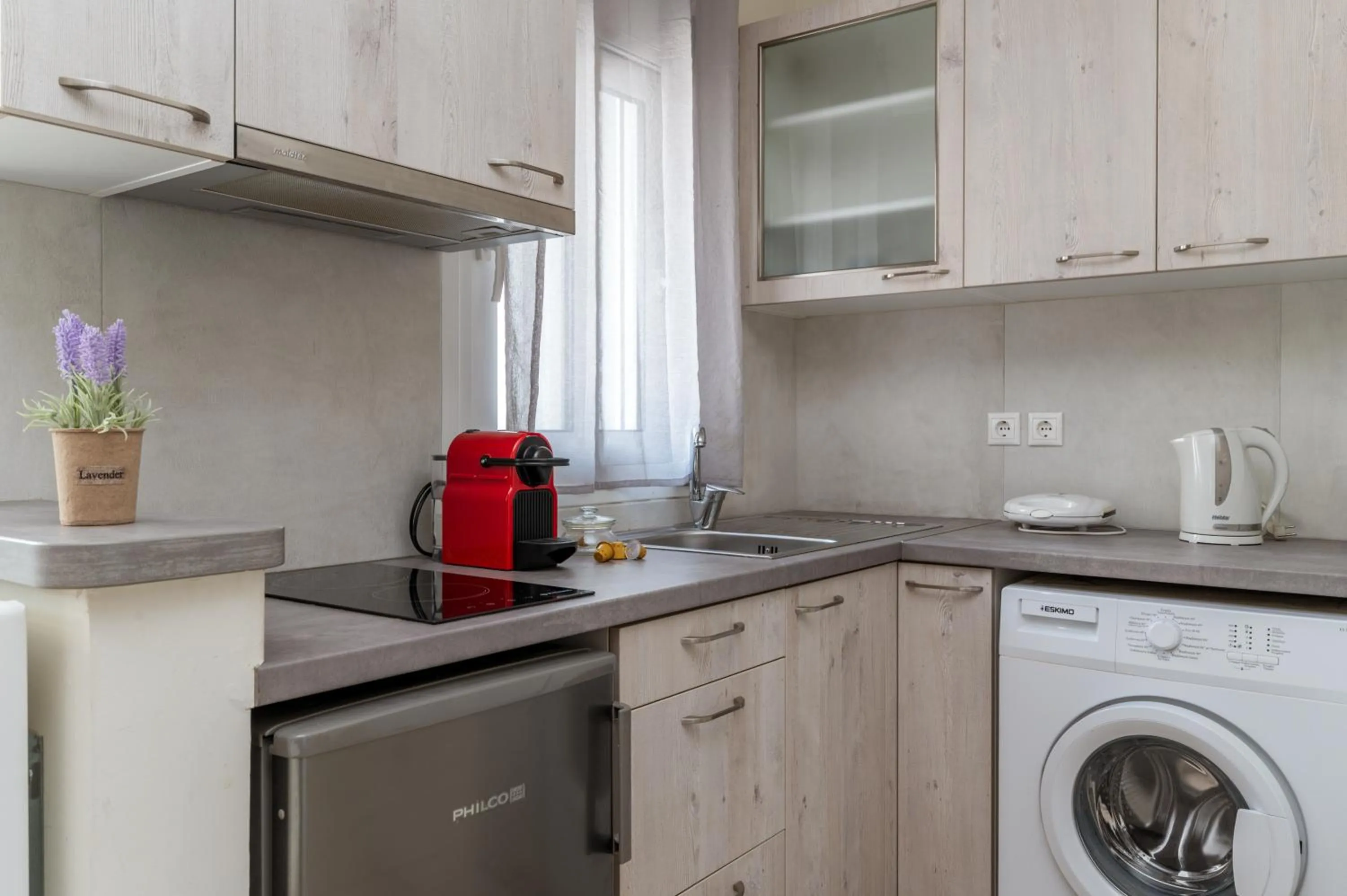 Coffee/tea facilities in Elvita Apartments 3