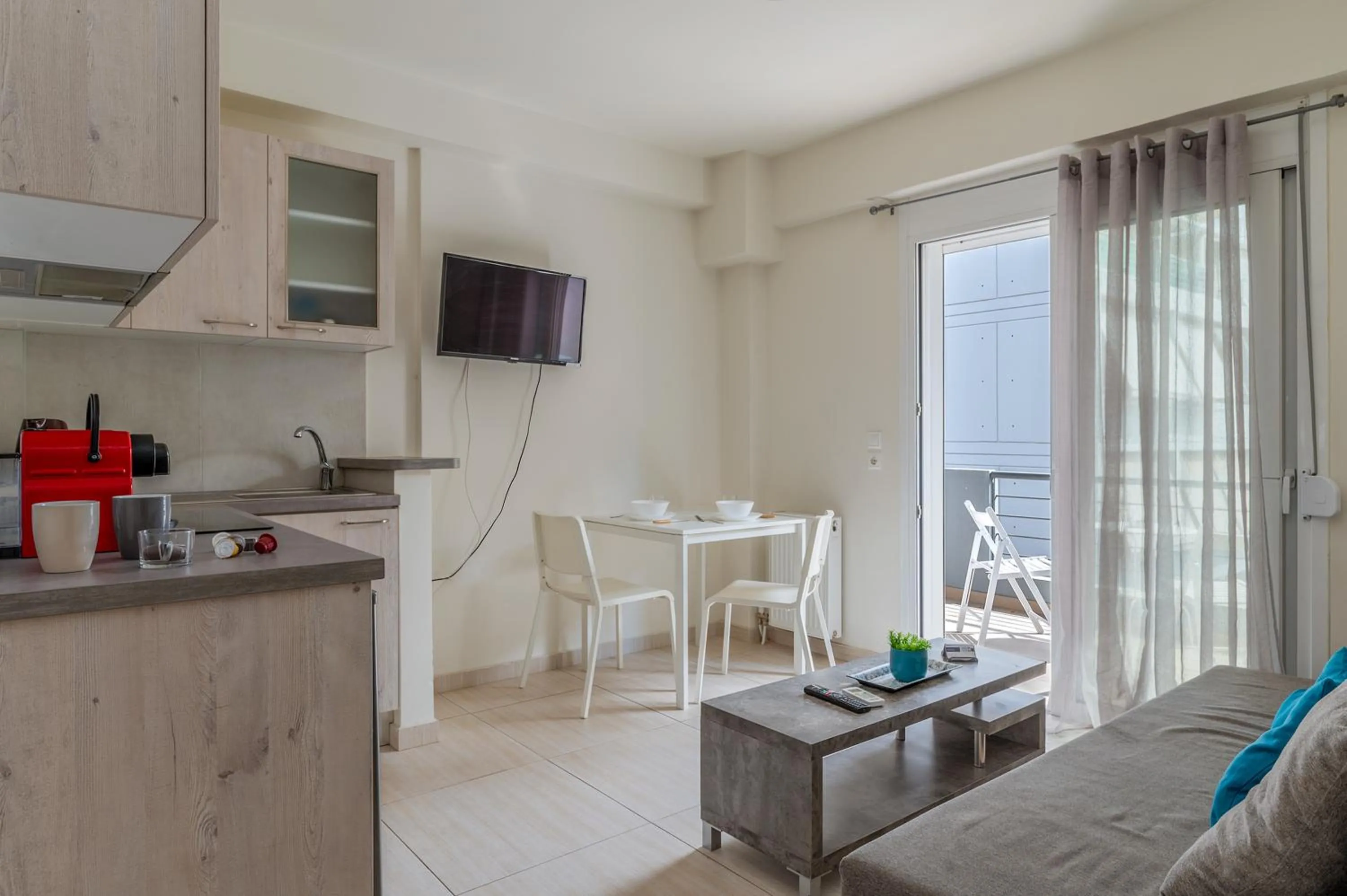 Kitchen or kitchenette in Elvita Apartments 3