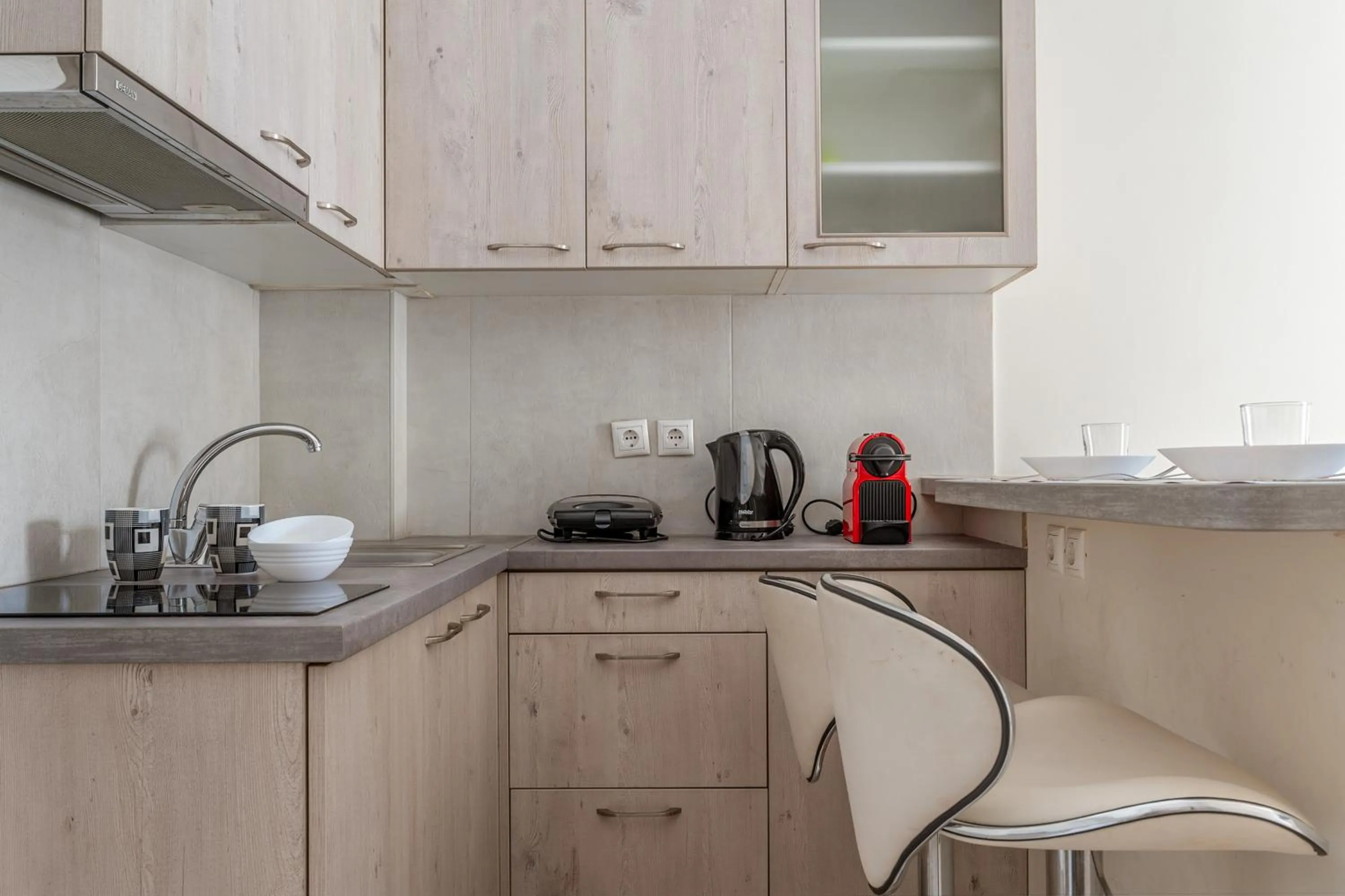 Coffee/tea facilities in Elvita Apartments 3