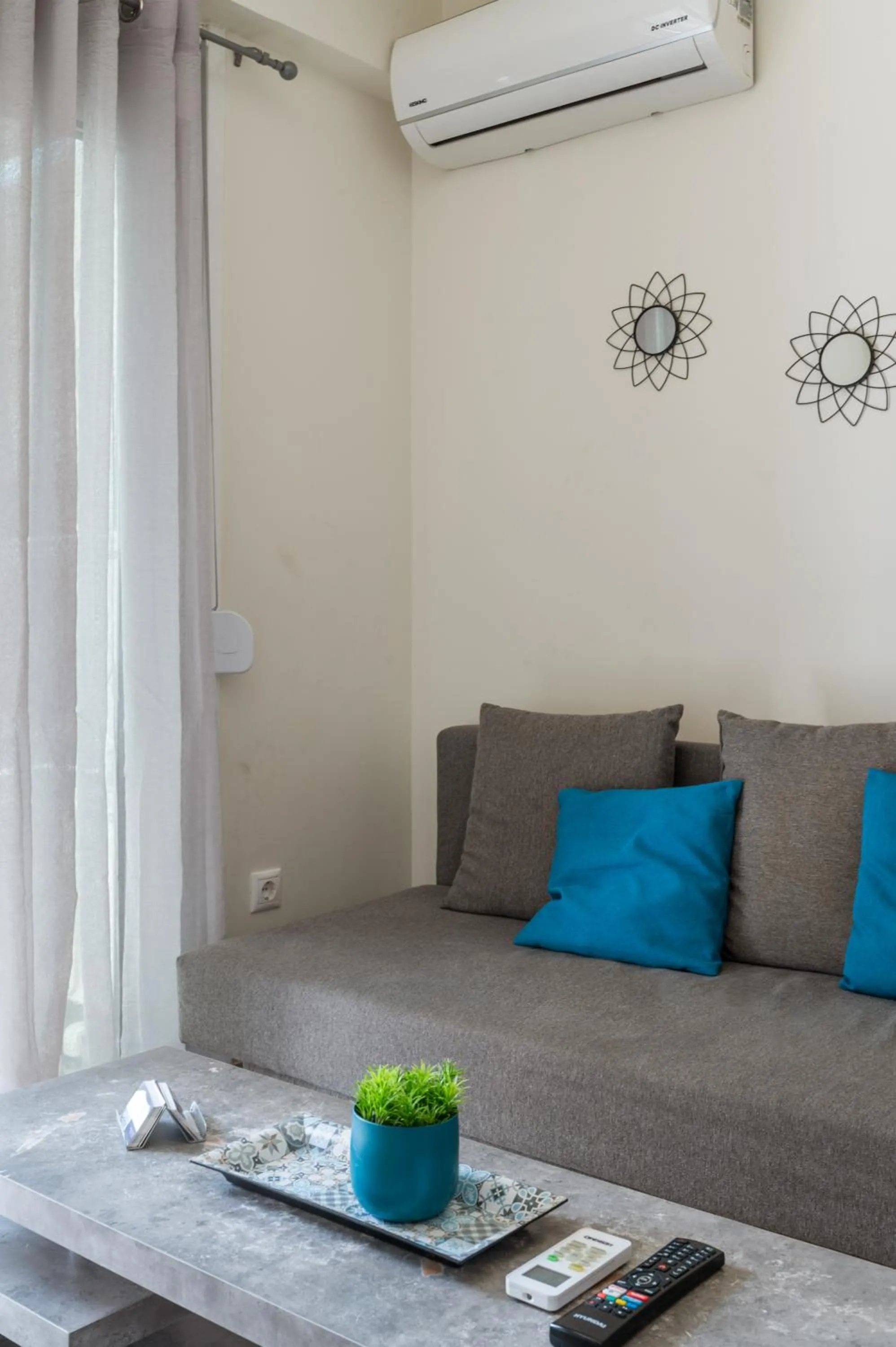 Seating area in Elvita Apartments 3