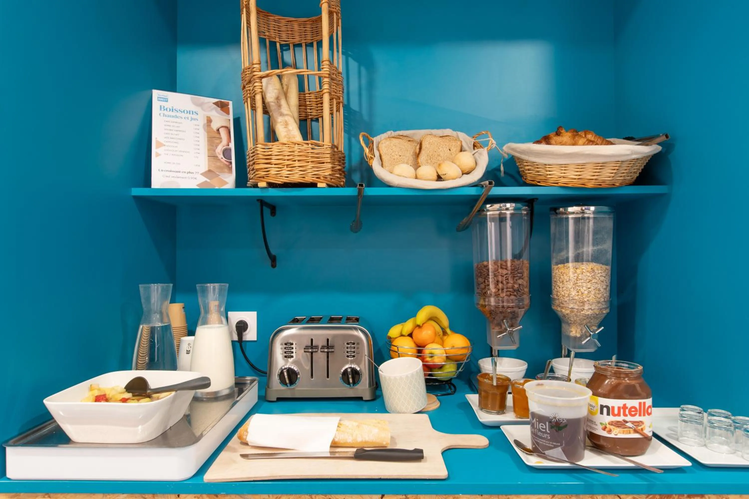 Food and drinks in Kyriad ECO - Dijon Sud Chenove