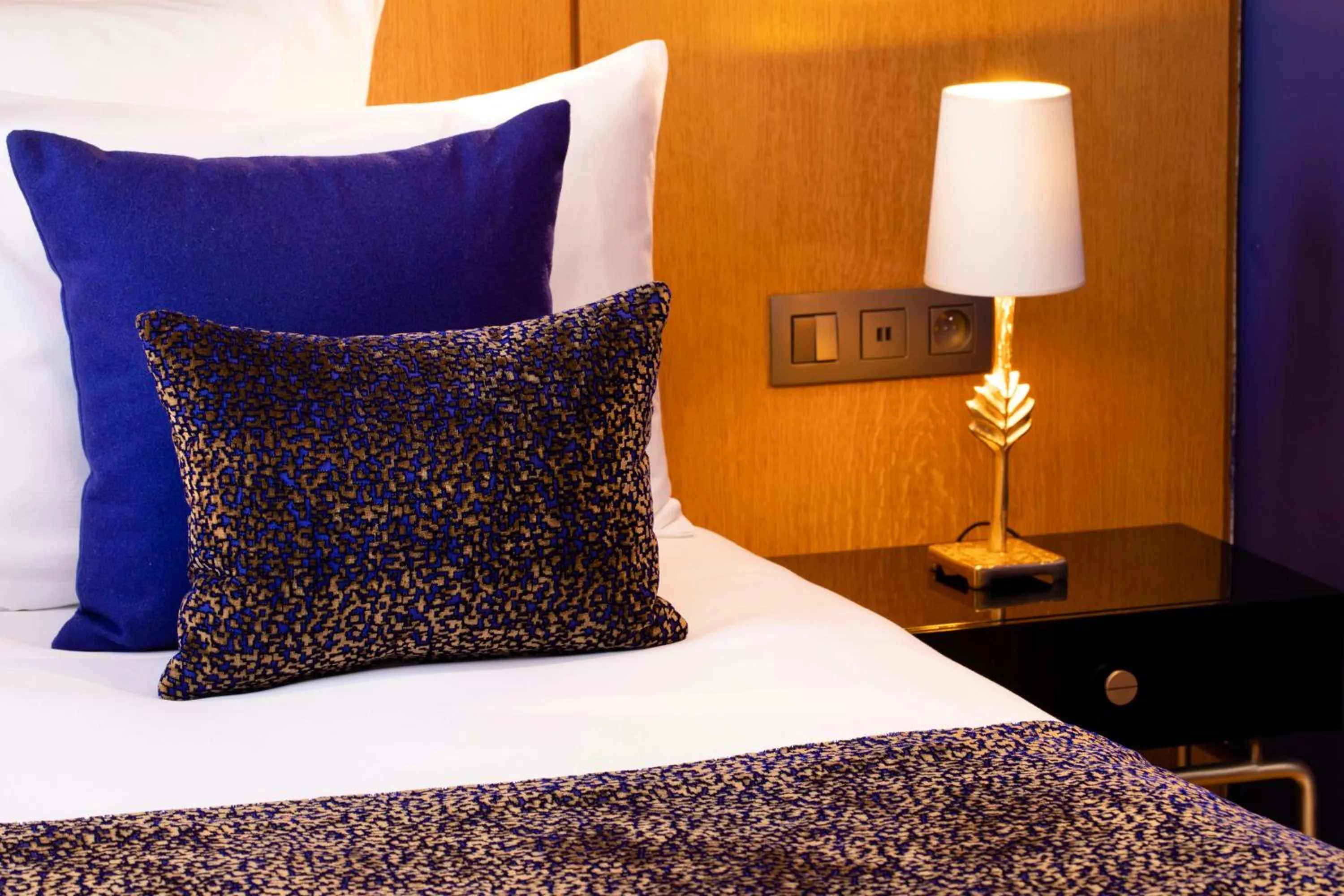 Bed in Hotel Pas De Calais