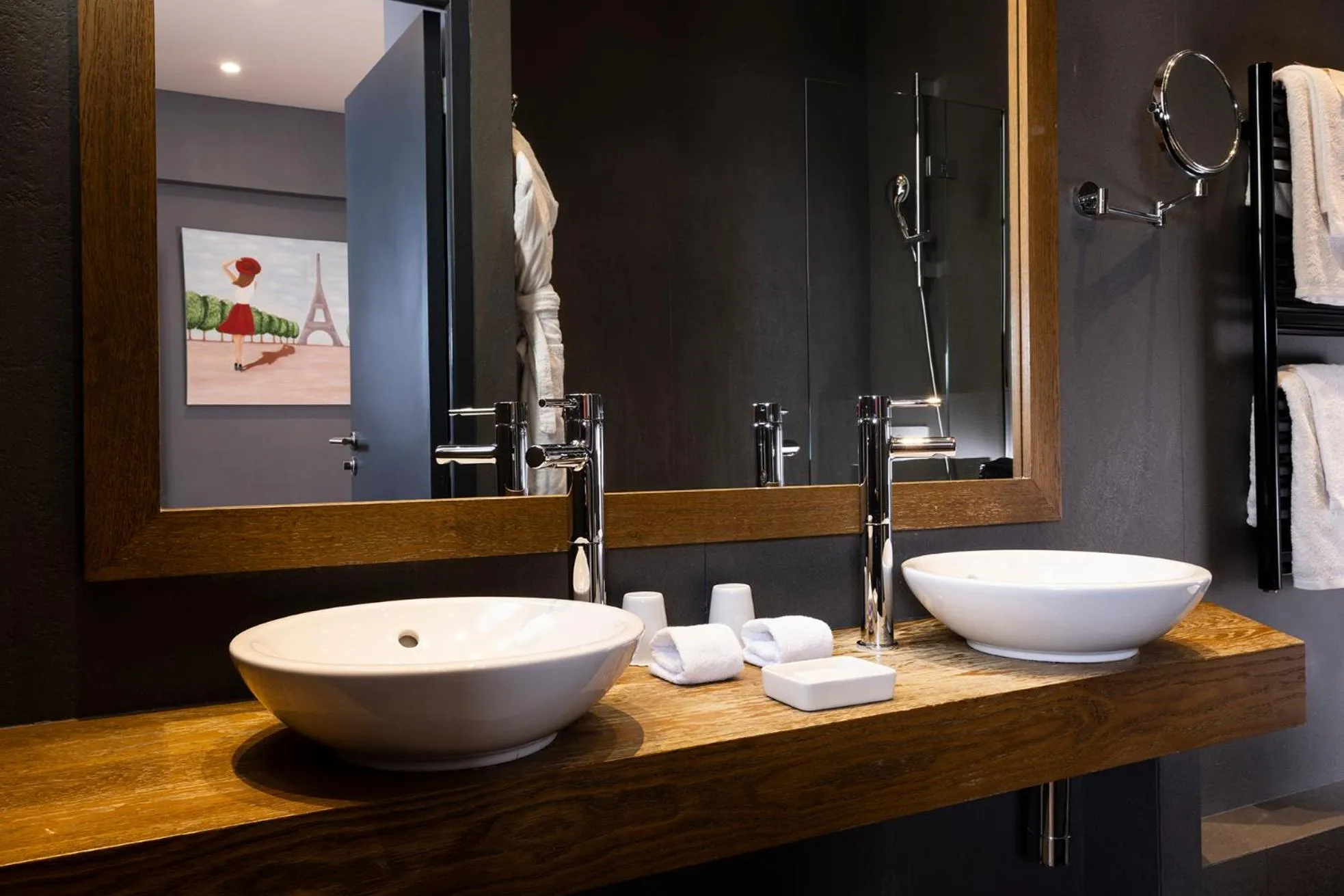 Shower in Hotel Pas De Calais