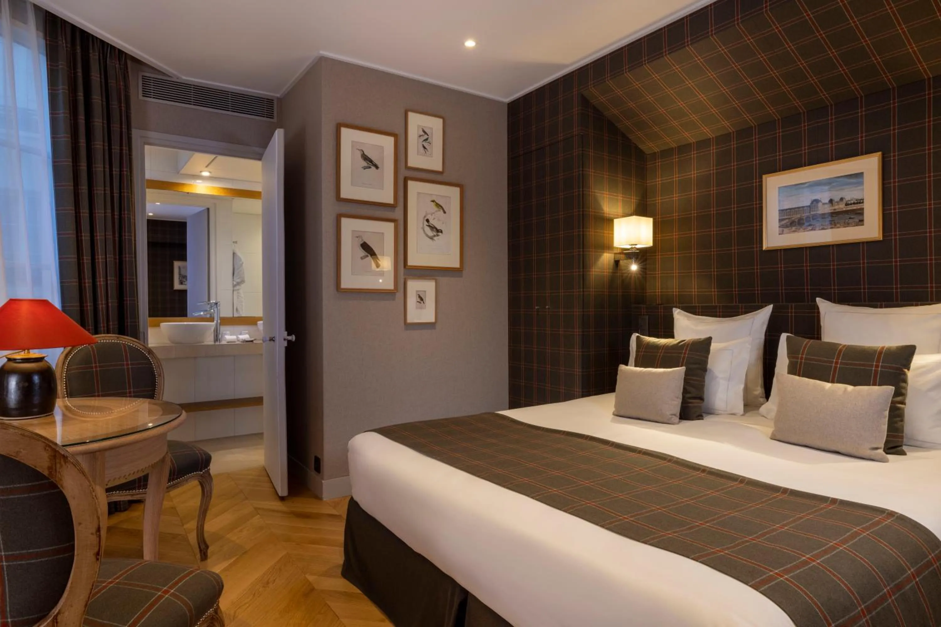 Photo of the whole room, Bed in Hotel Pas De Calais