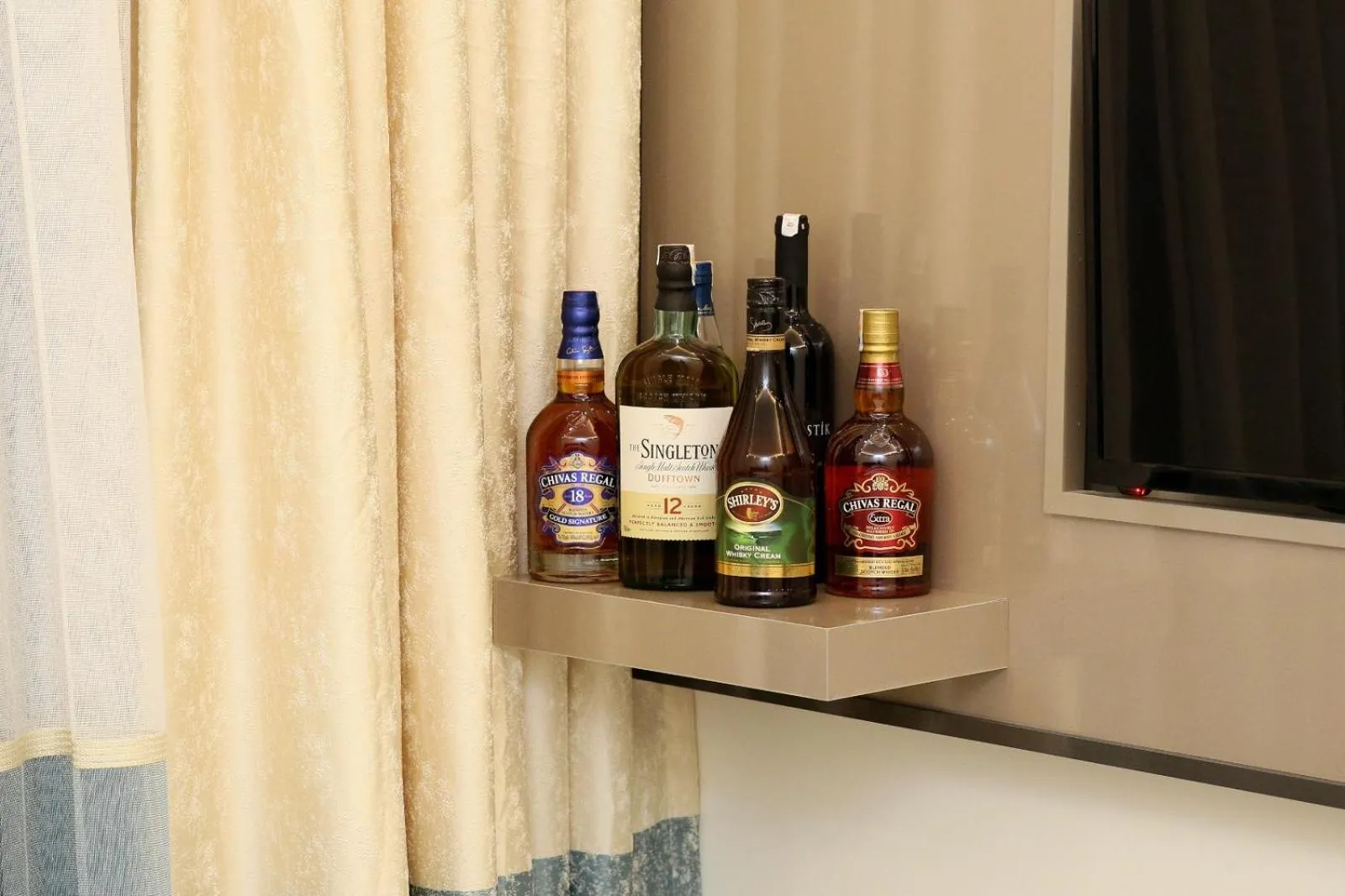 Food and drinks in Blueway Hotel Istanbul Bakırköy City Center