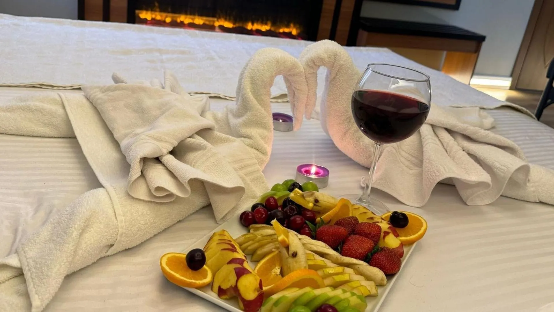 Food and drinks, Bed in Blueway Hotel Istanbul Bakırköy City Center