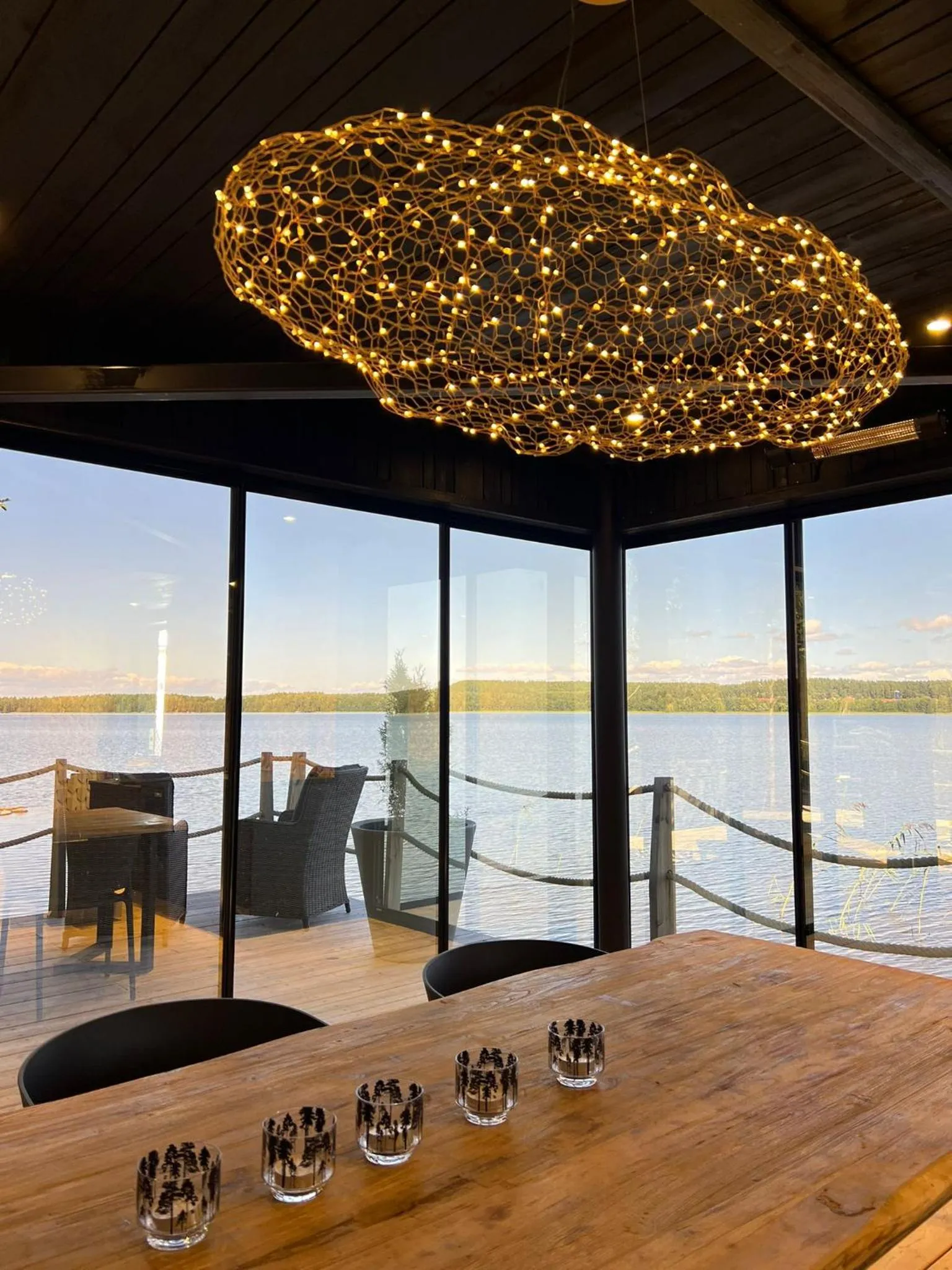 Natural landscape in Lake Hotel Lehmonkärki - Haasi Mirror Houses