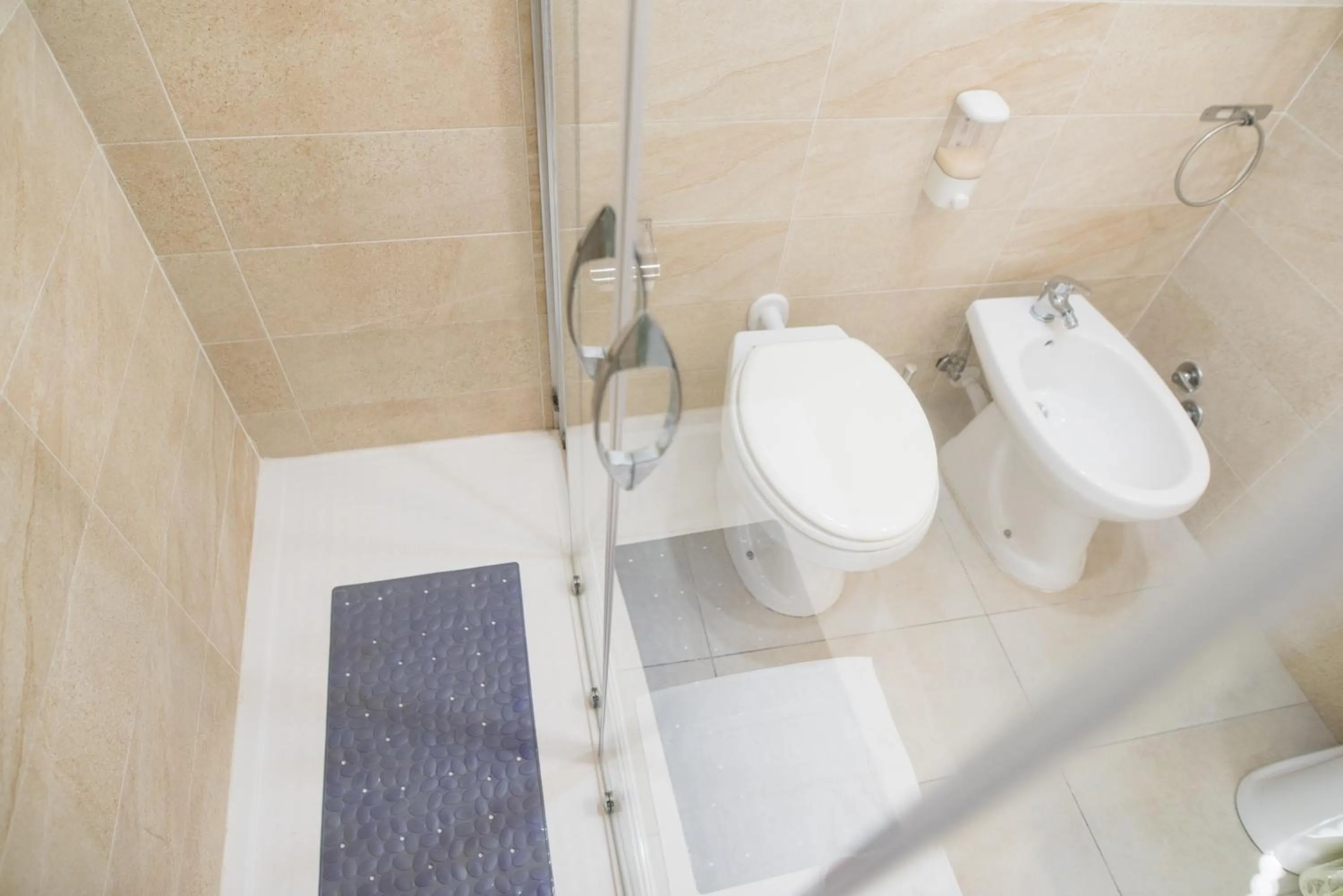 Shower in Le Stanze del Principe