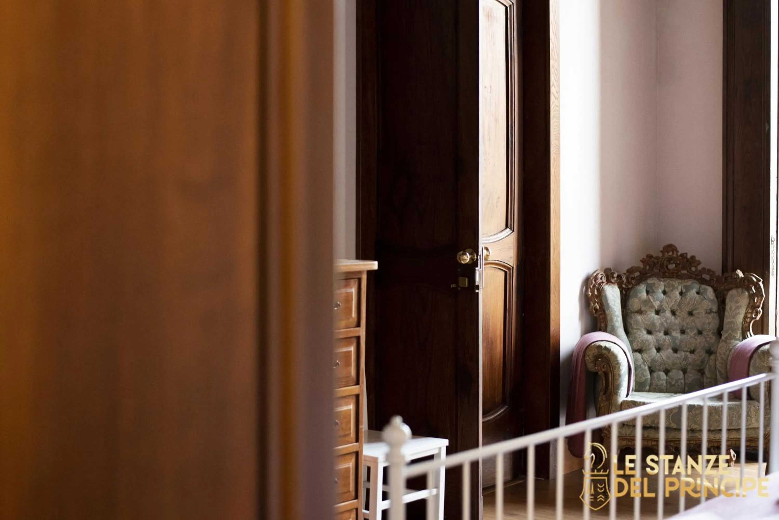 Decorative detail in Le Stanze del Principe