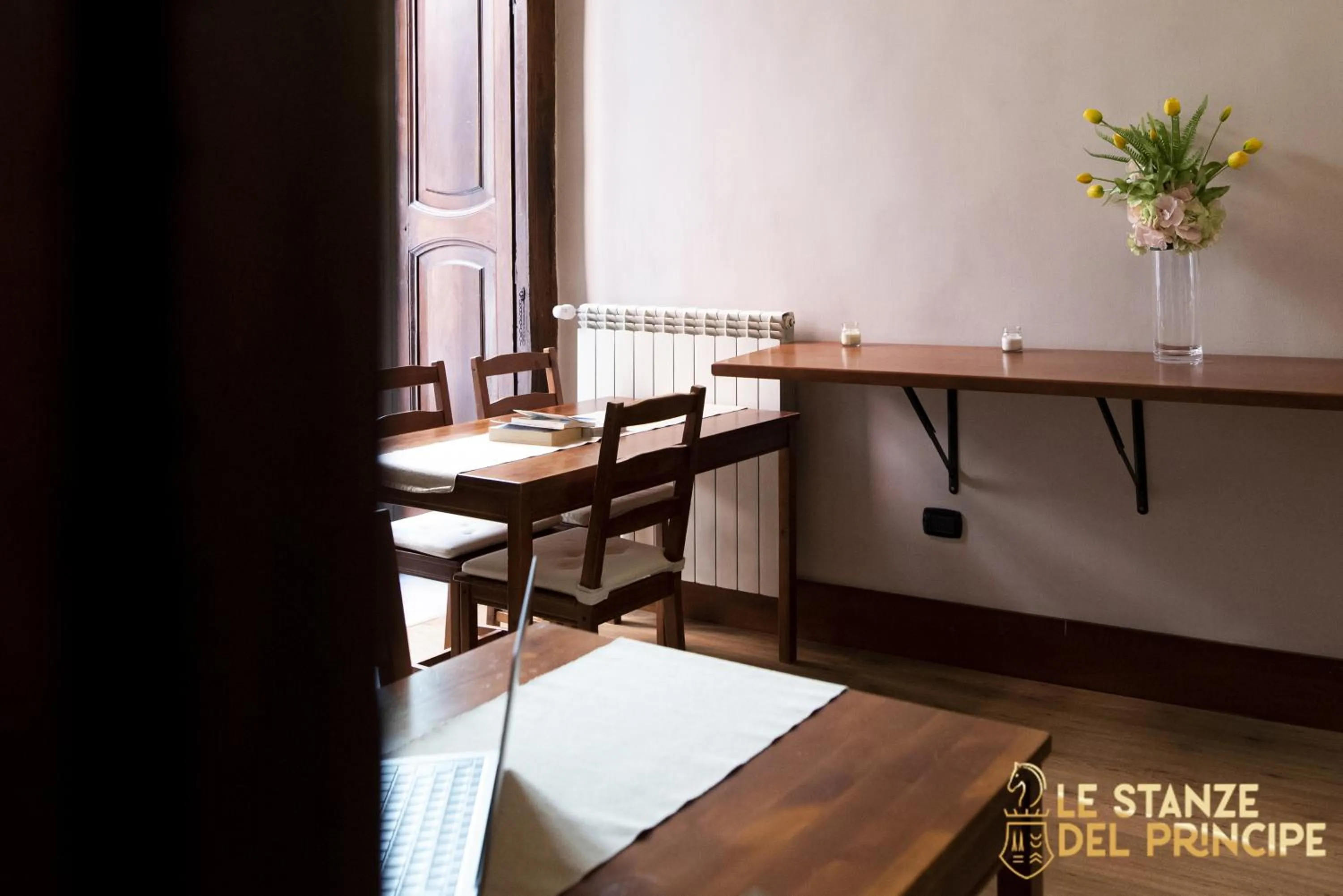 Communal lounge/ TV room in Le Stanze del Principe