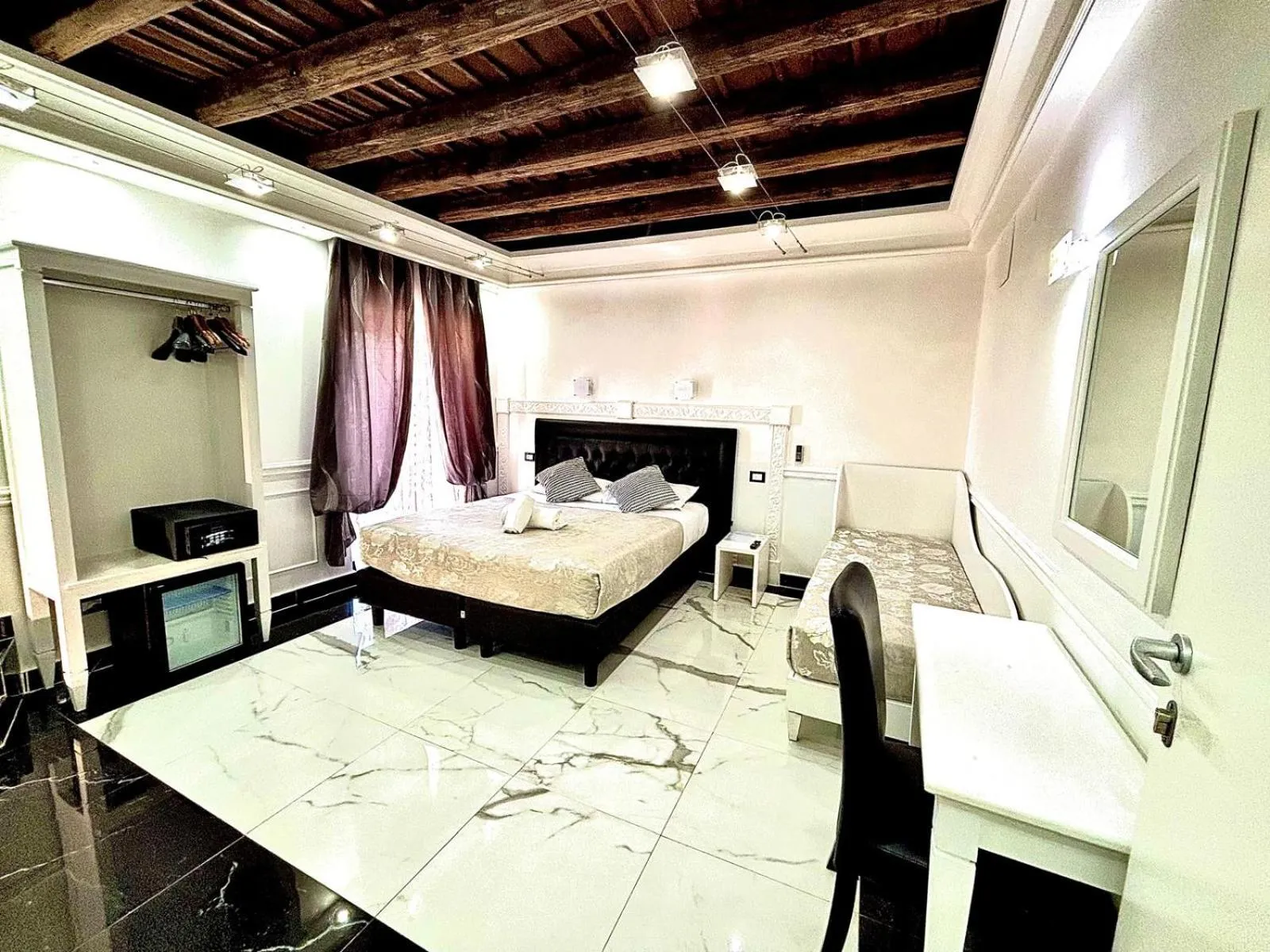 Bedroom, Bed in Relais Parlamento