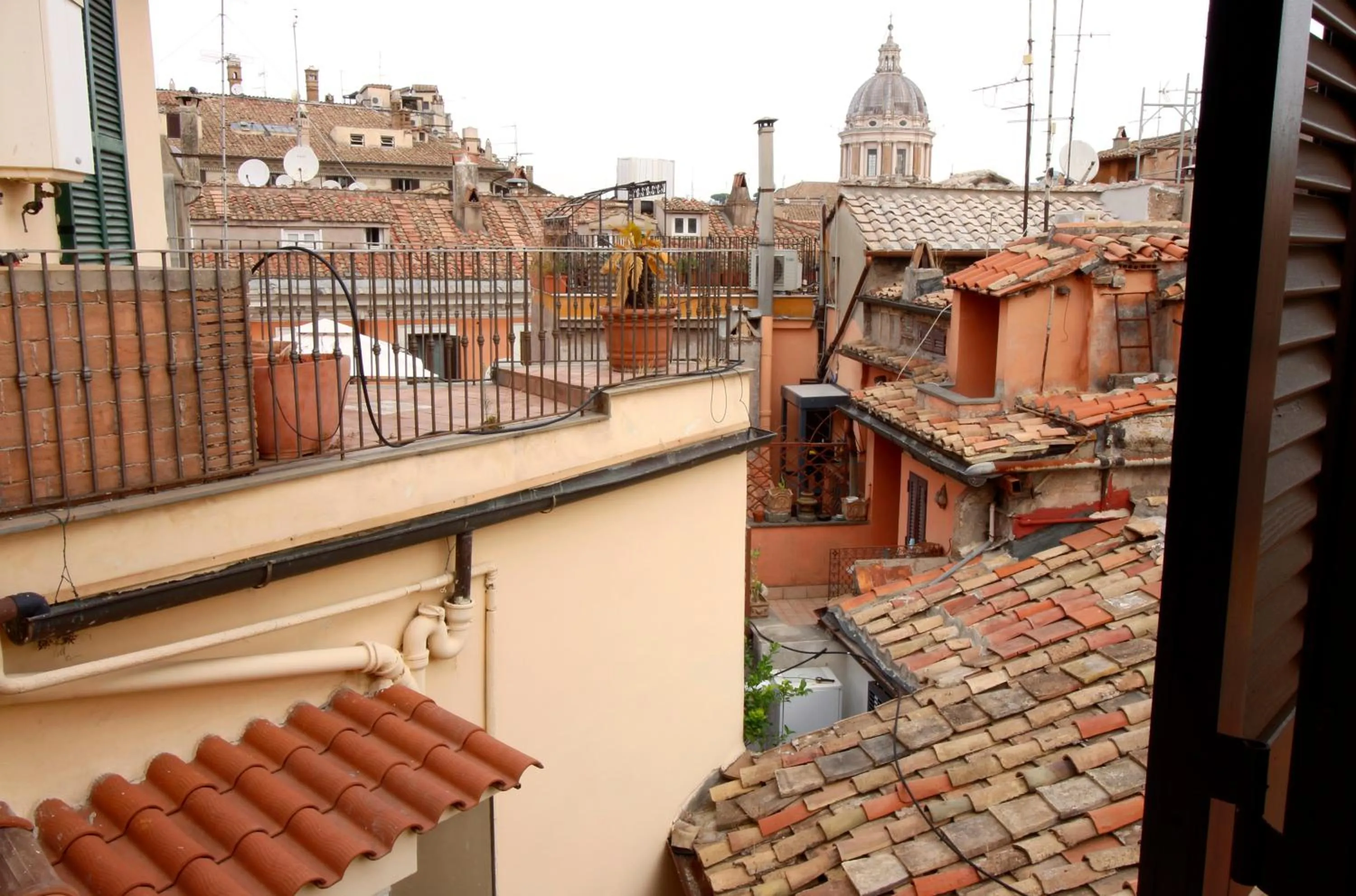 View (from property/room) in Relais Parlamento