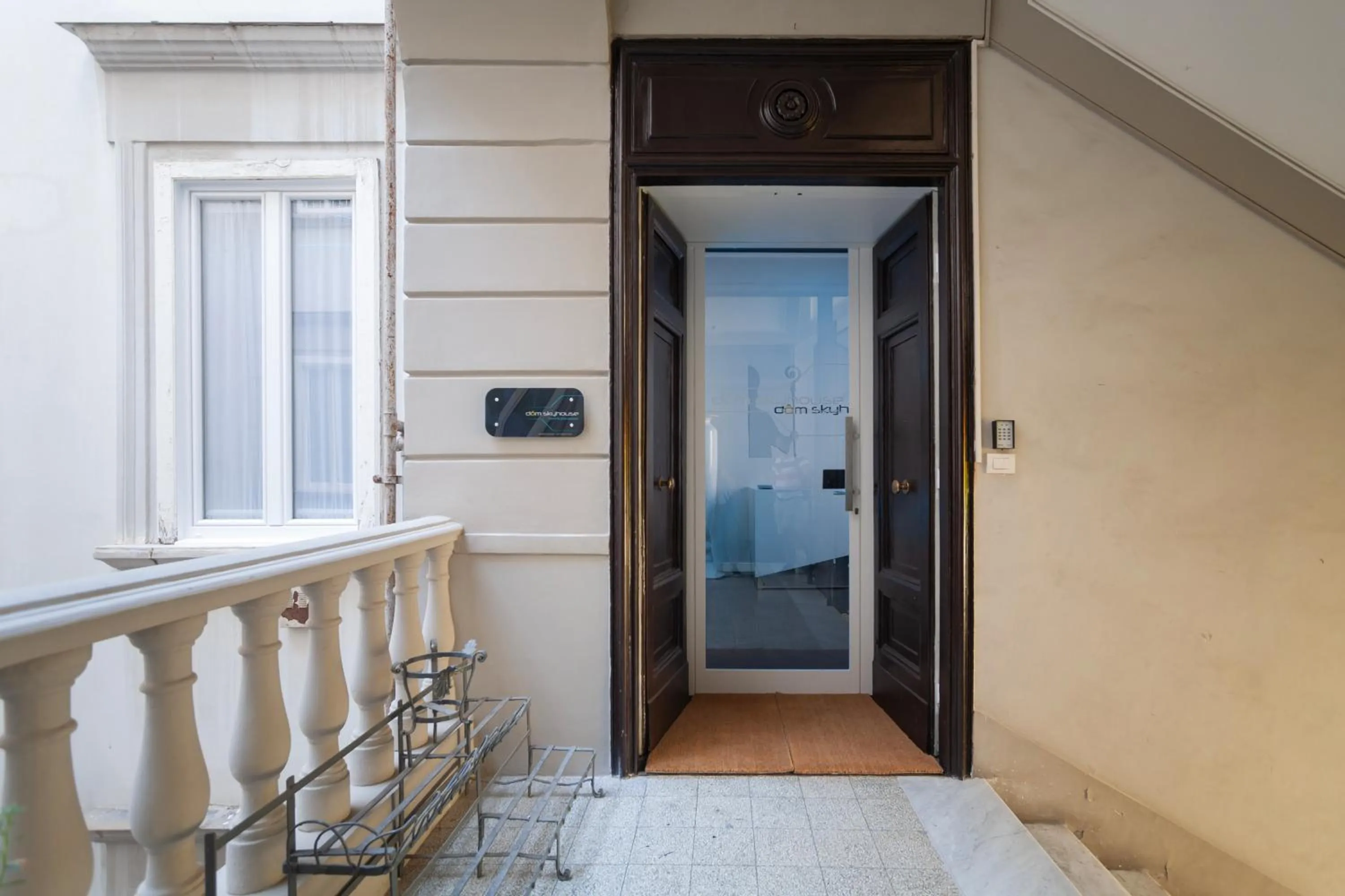 Property building in Skyhouse Duomo