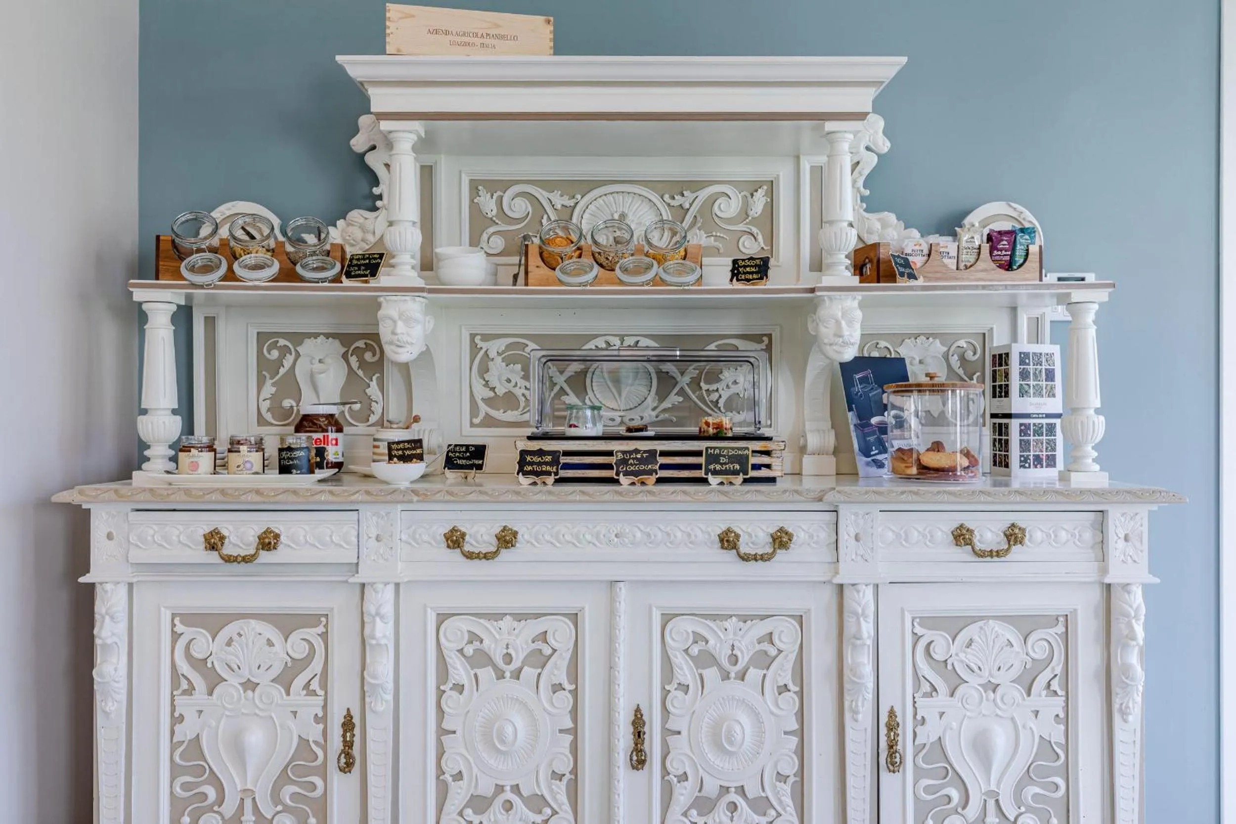 Breakfast in L'aja della Mirusina - Piedmont Resort Monferrato Langhe