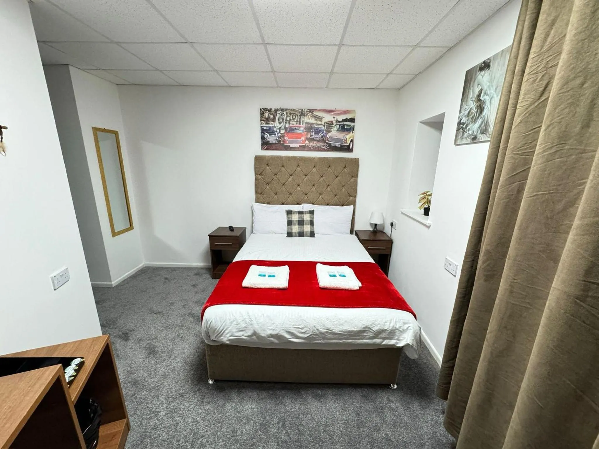 Bedroom, Bed in Parkview Residence