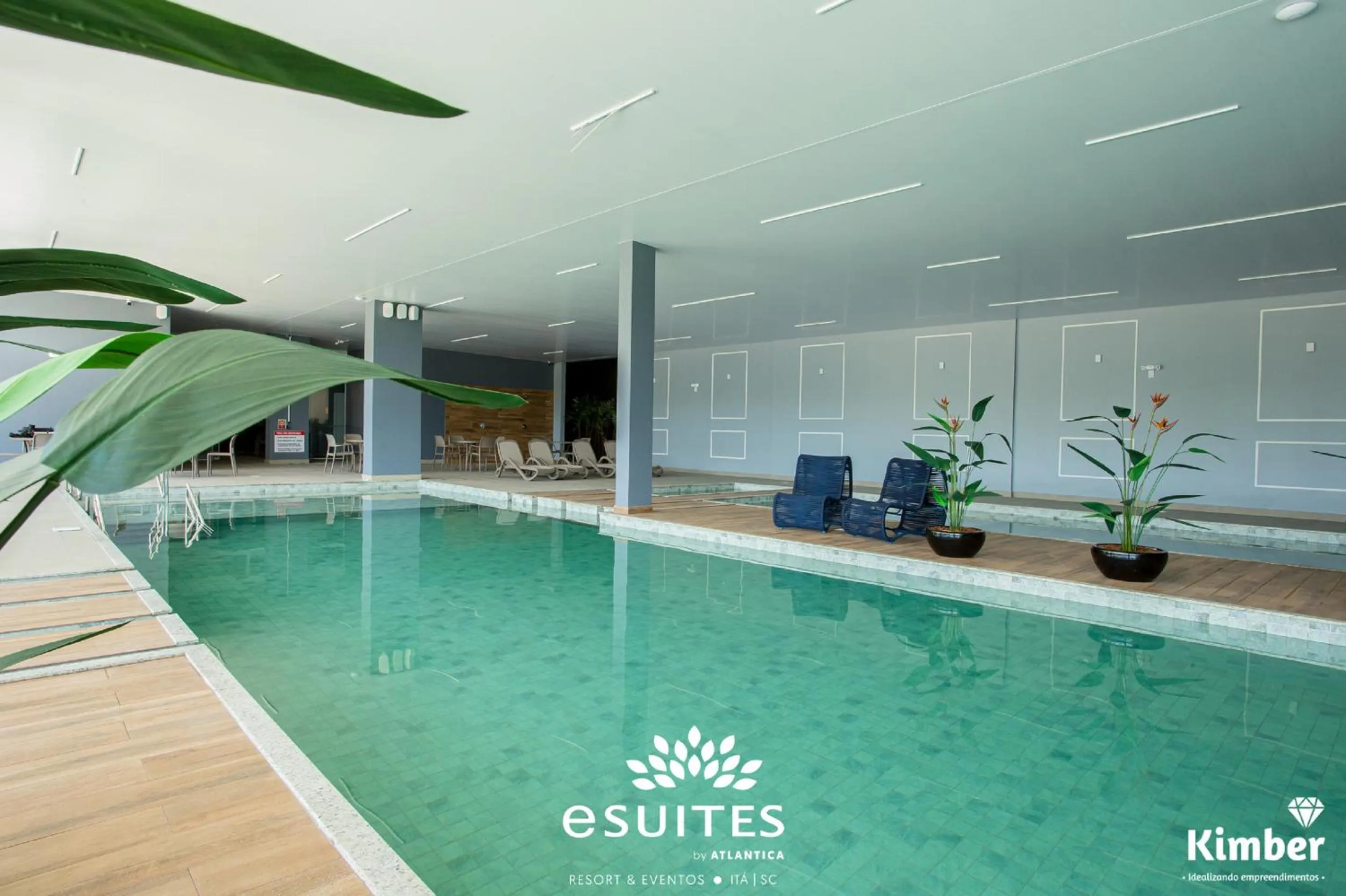 Swimming pool in Grand Suítes Family Resort