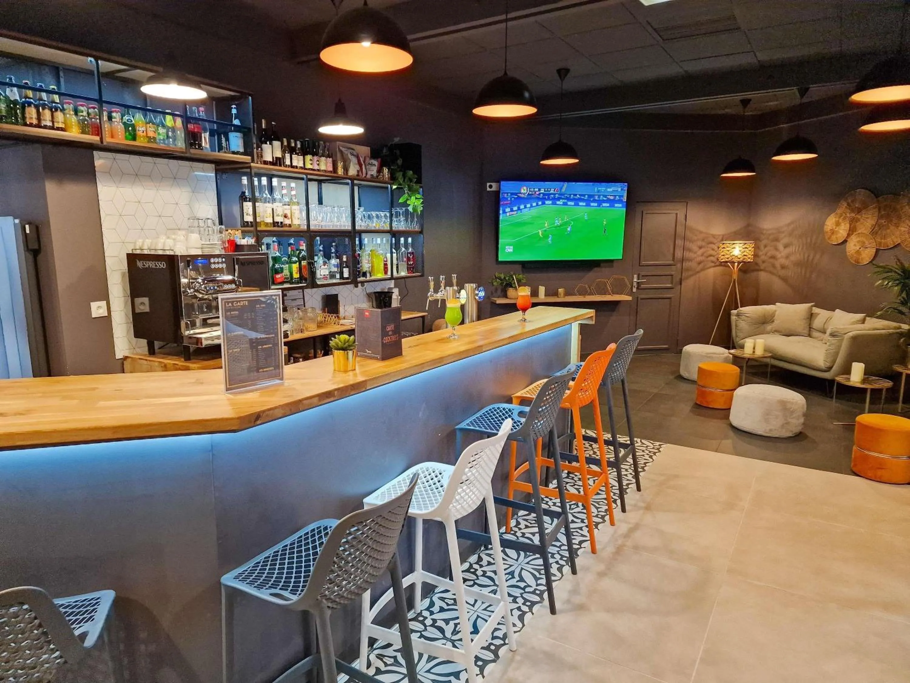 Property building in ibis Rambouillet