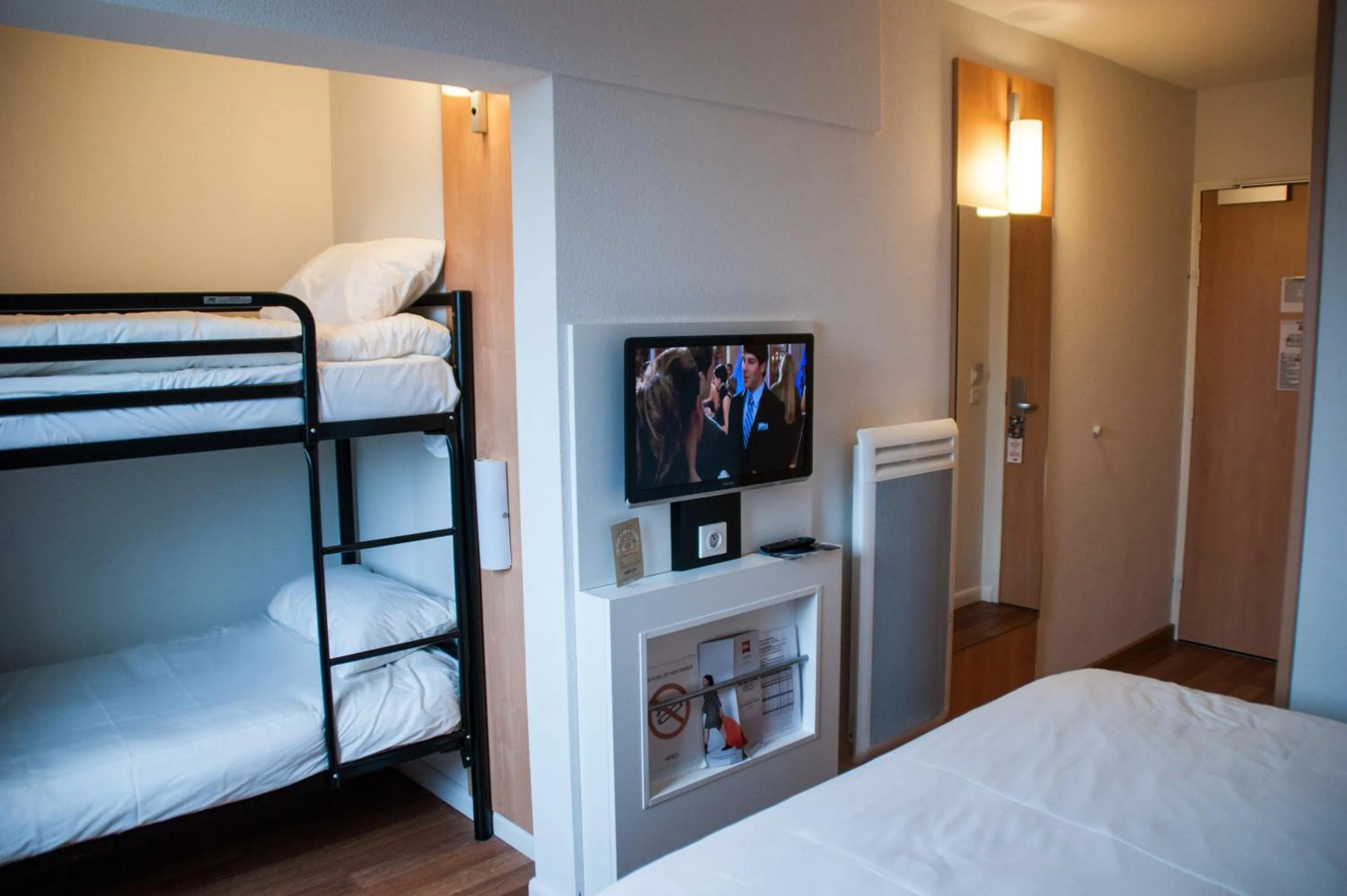 Bed in ibis Rambouillet