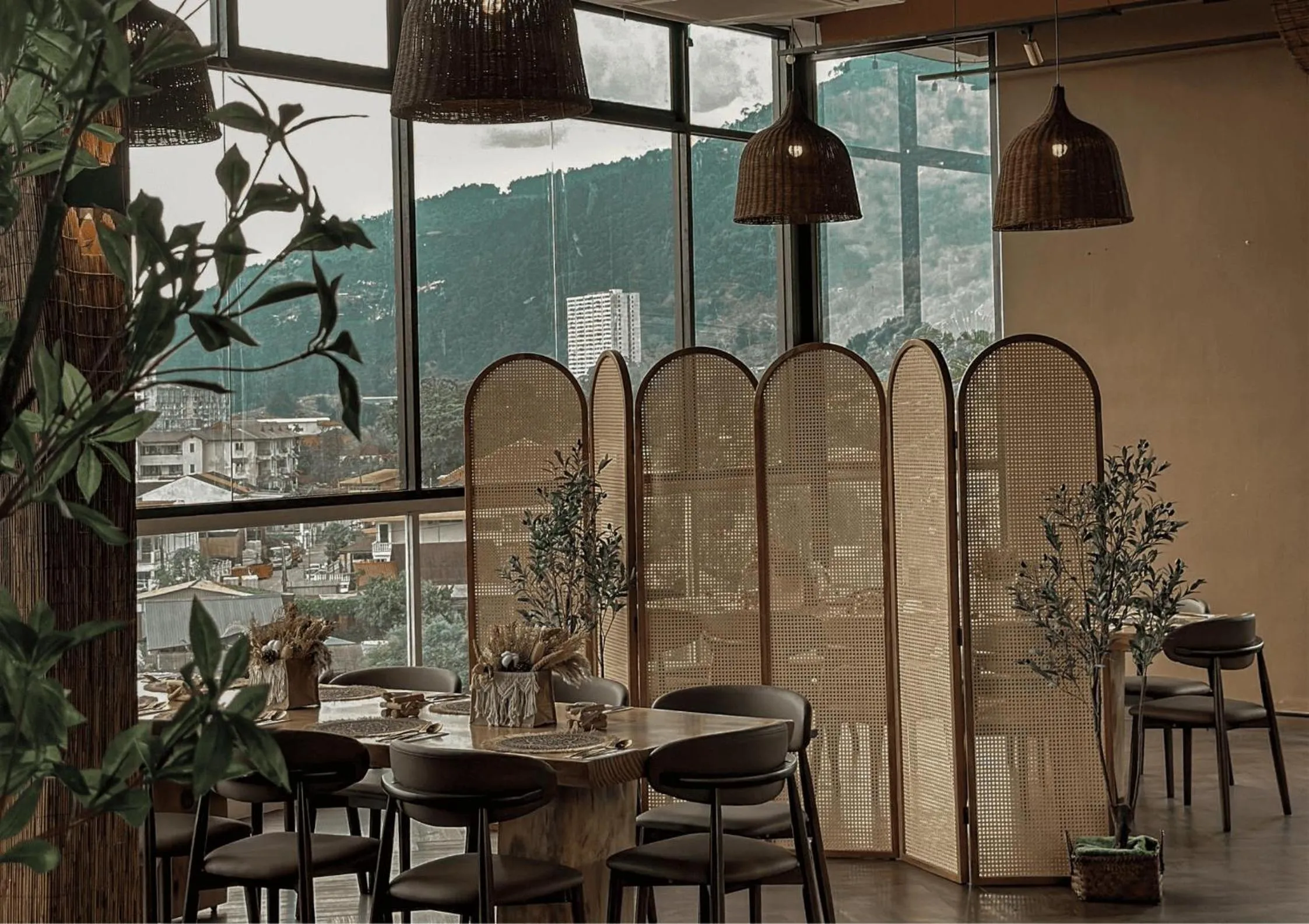 Restaurant/places to eat in Kingston Hotel 13 - Penang Hills formerly known as Deview Hotel