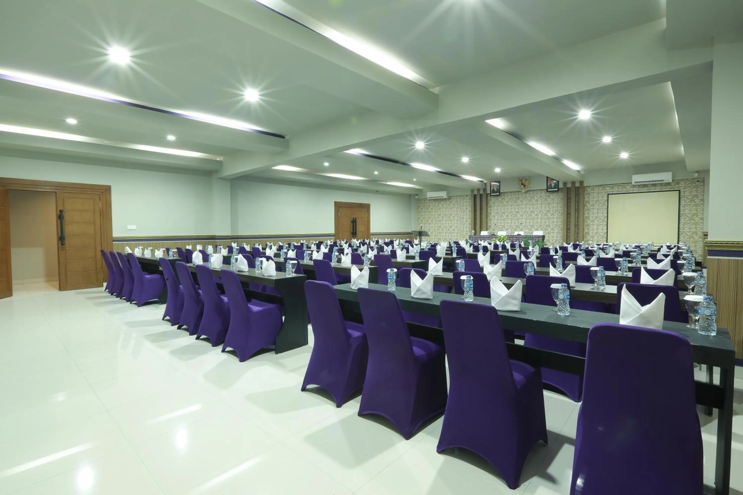 Living room in Bidari Hotel Lombok