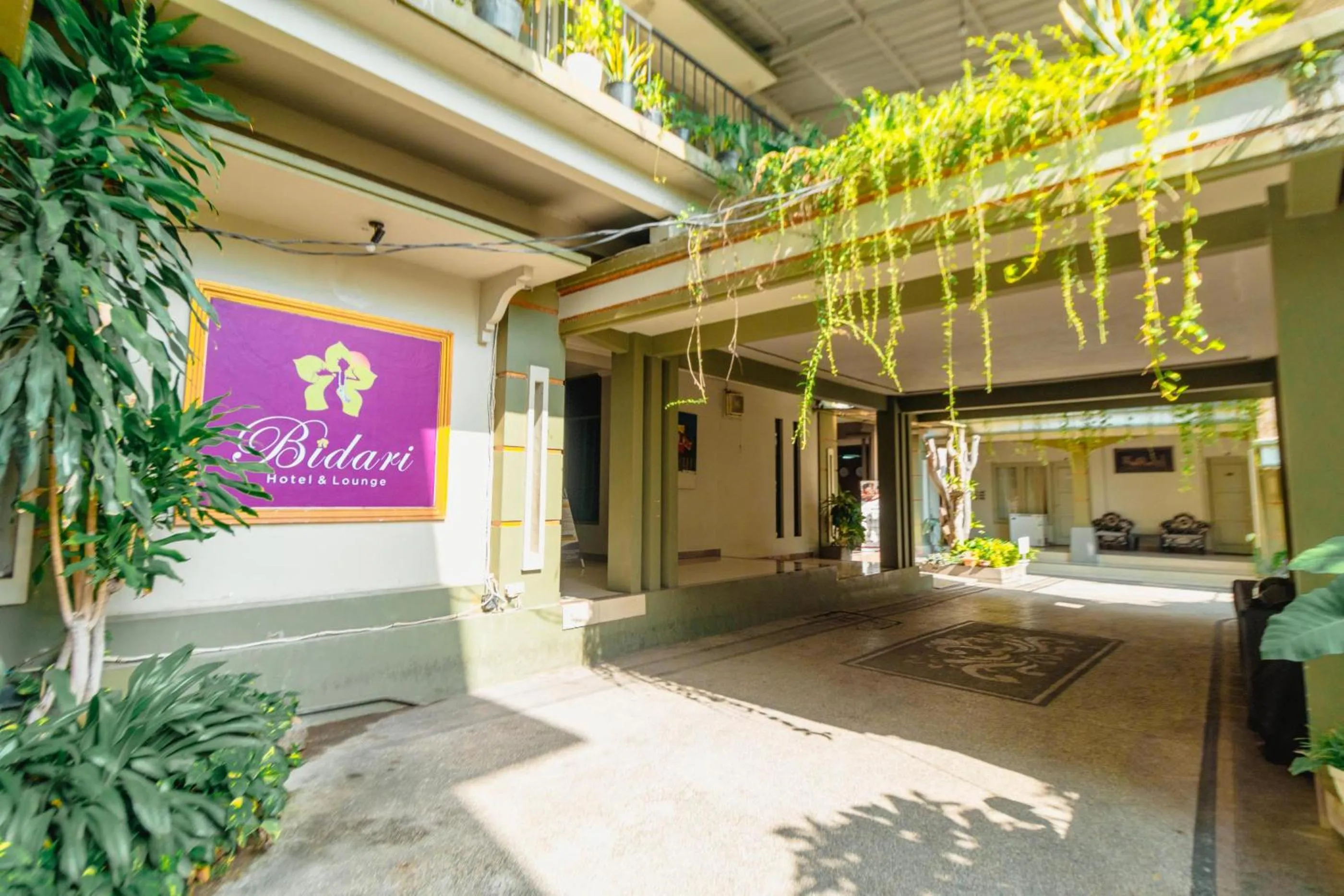 Facade/entrance in Bidari Hotel Lombok
