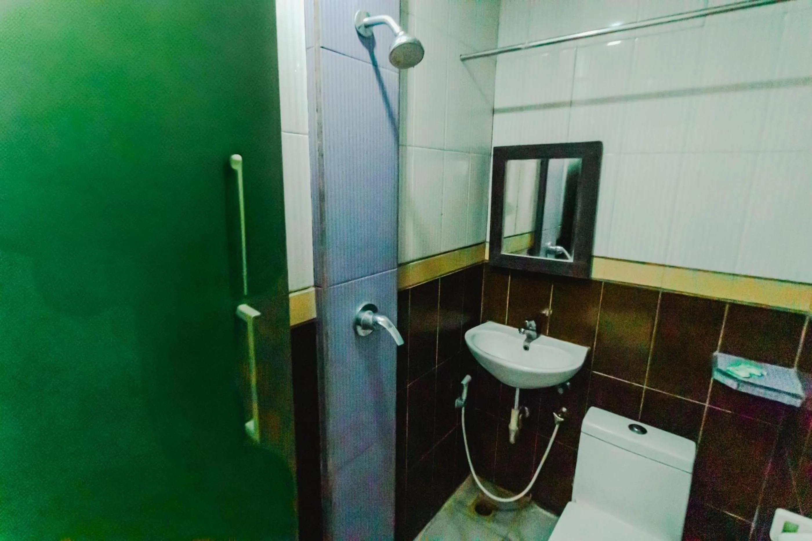 Shower in Bidari Hotel Lombok