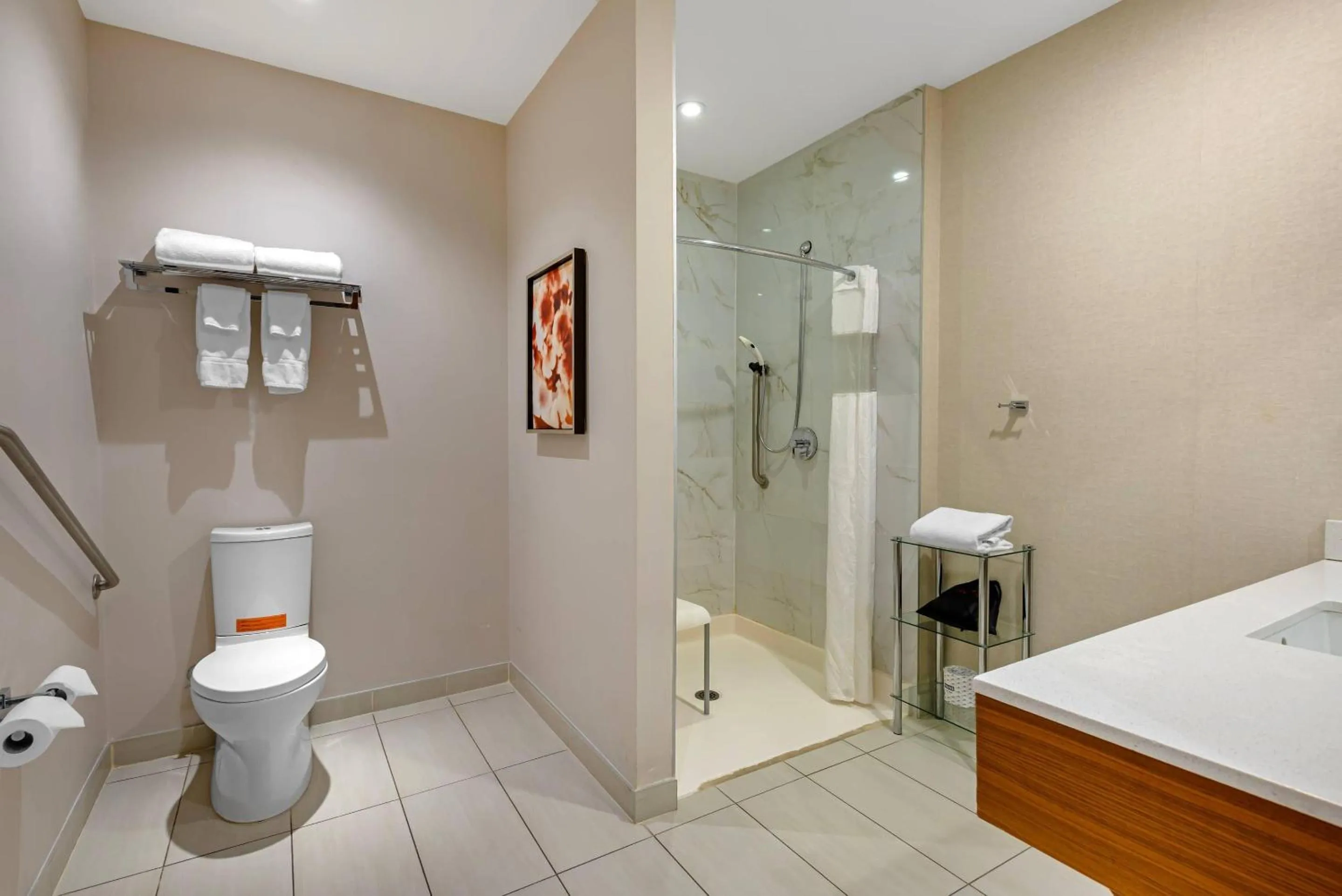 Bedroom in Radisson Hotel & Conference Centre Calgary Airport