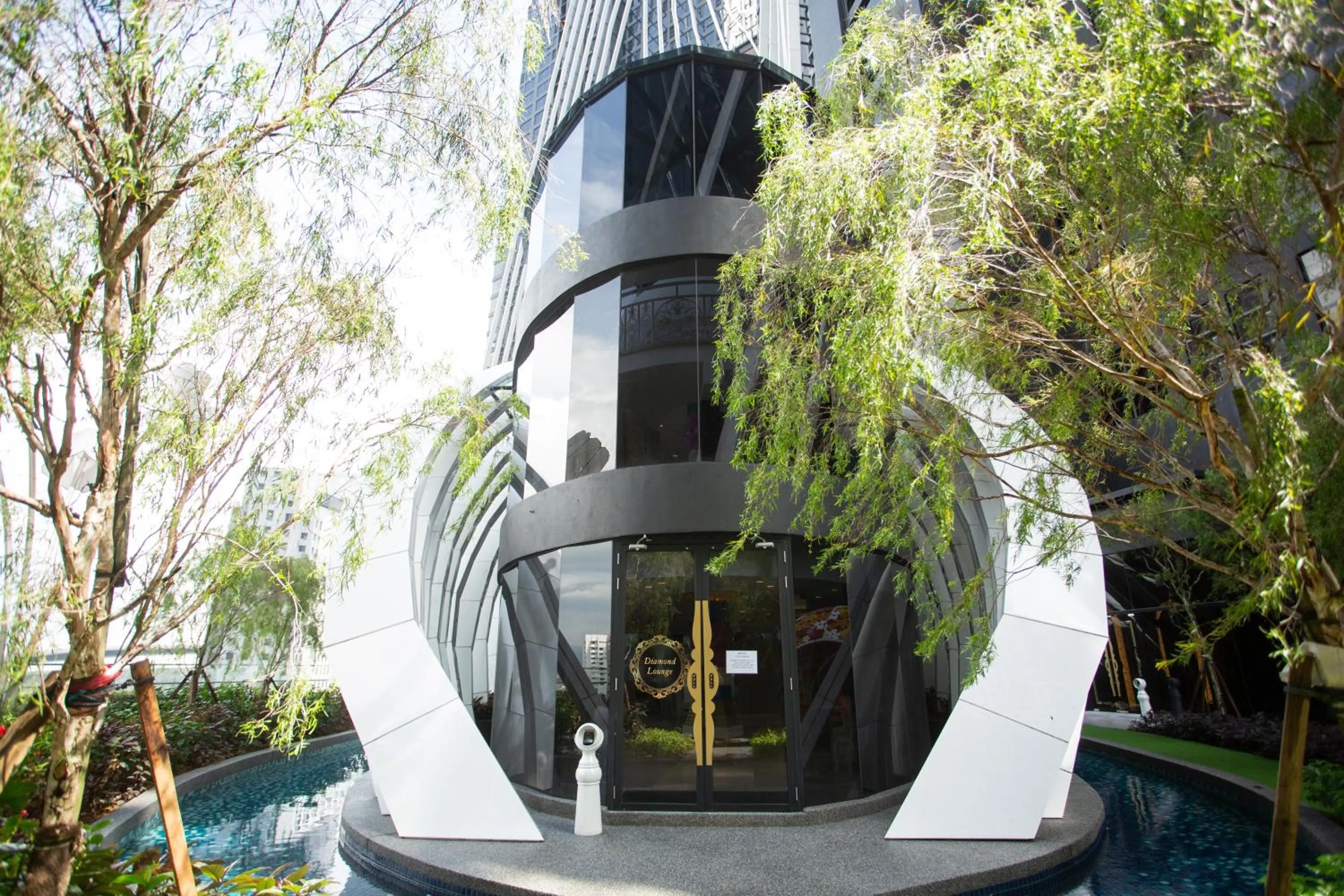 Facade/entrance in ARTE MONT KIARA BY PSM Luxury Suites