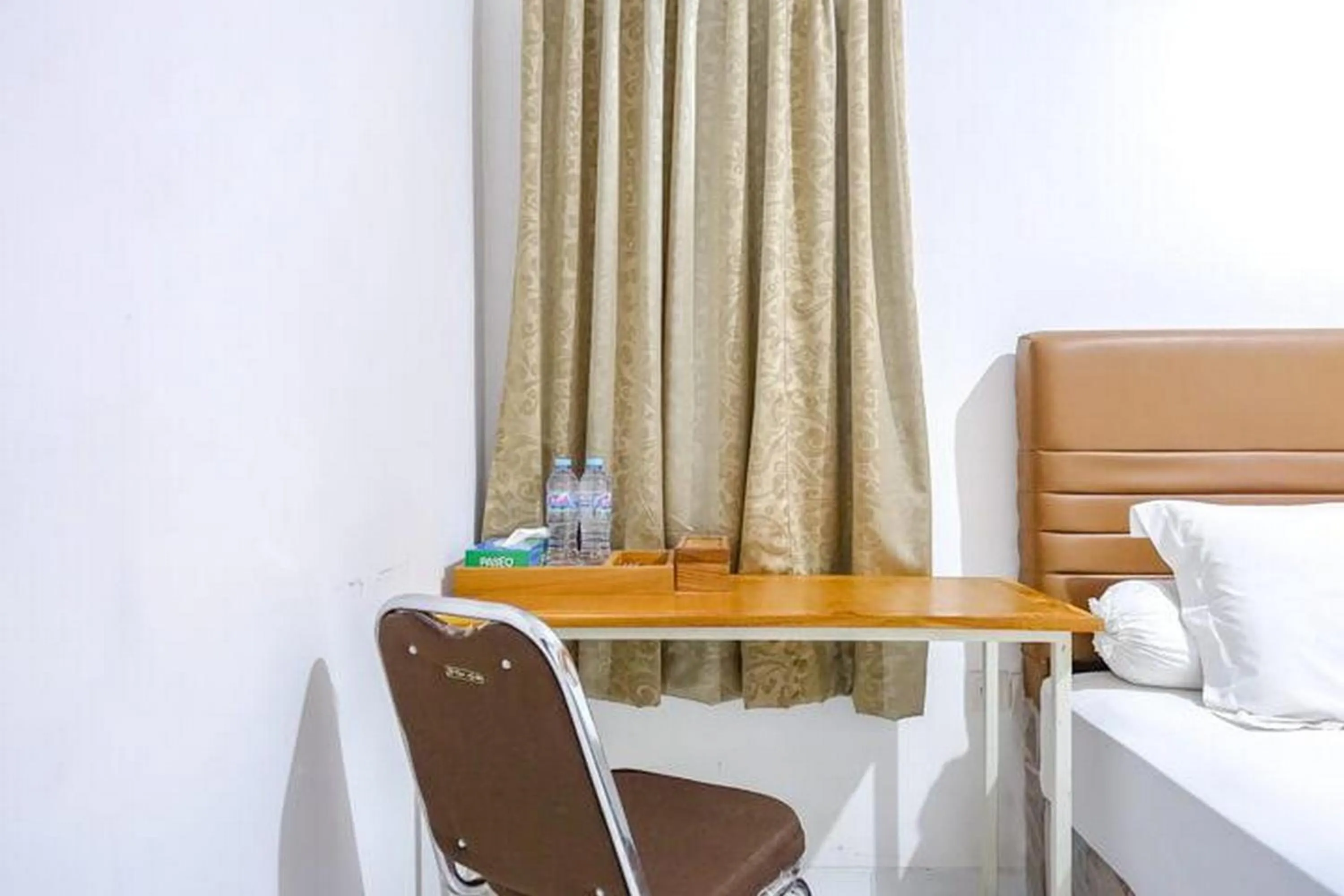 Bedroom in Sofia Residence Syariah Mitra RedDoorz