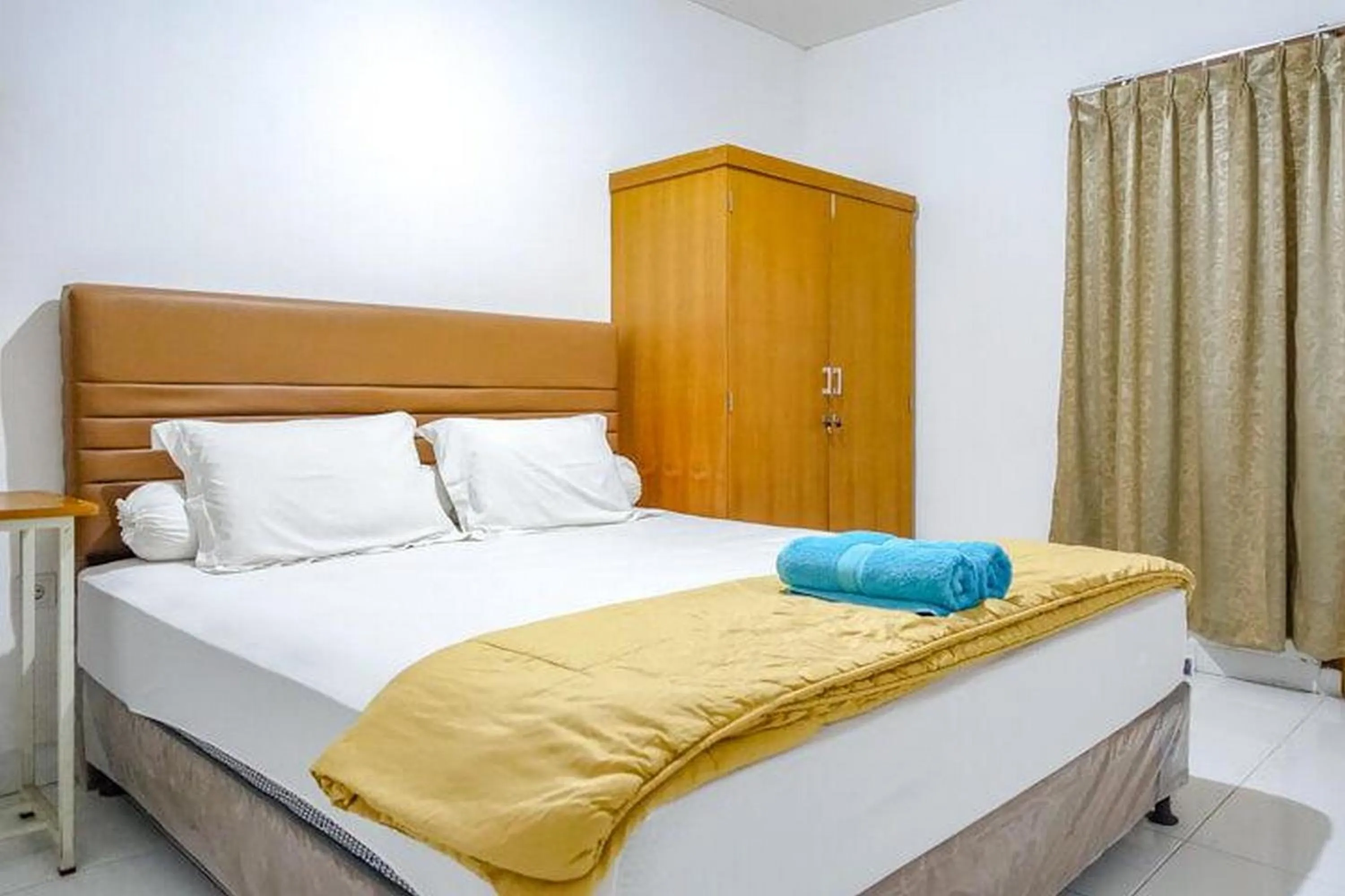 Bedroom, Bed in Sofia Residence Syariah Mitra RedDoorz