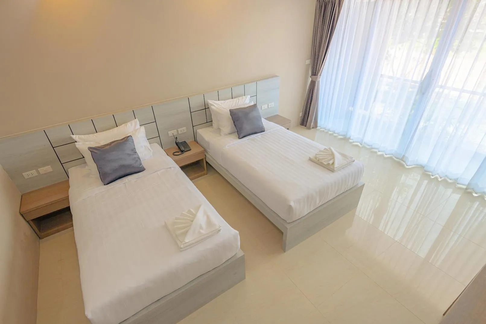 Bed in Avarin Resort