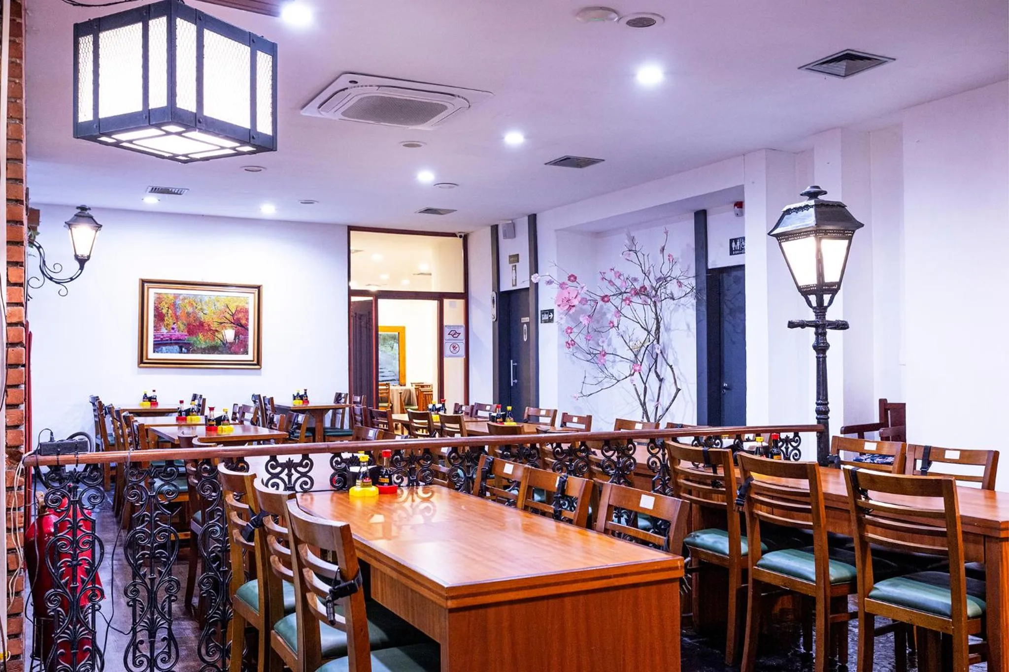 Restaurant/places to eat in Nikkey Palace Hotel