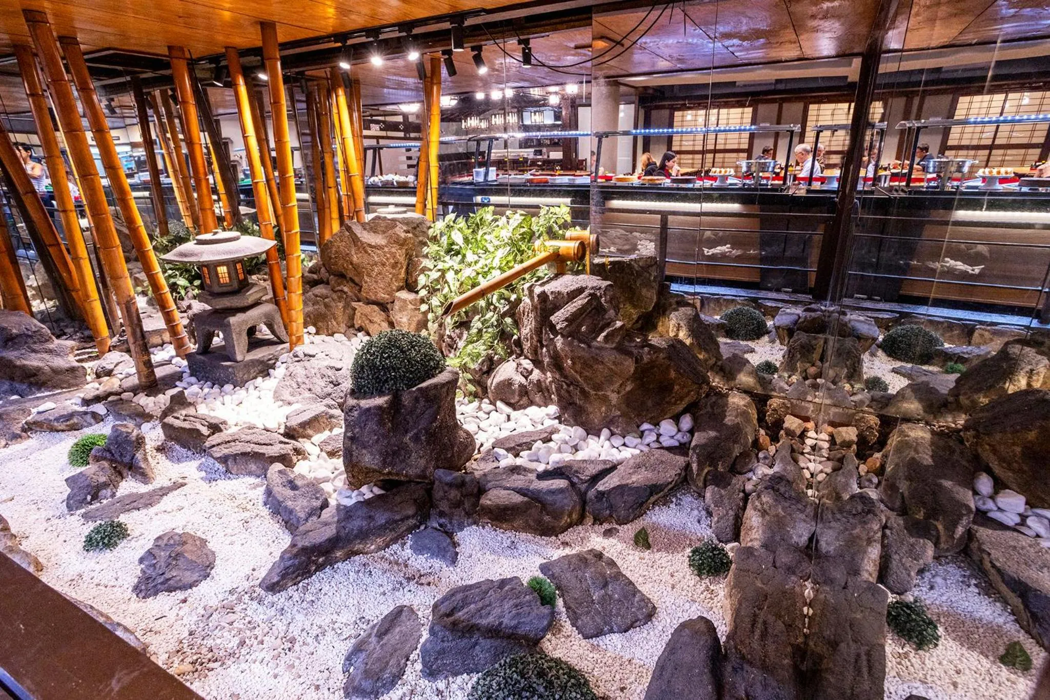 Decorative detail in Nikkey Palace Hotel