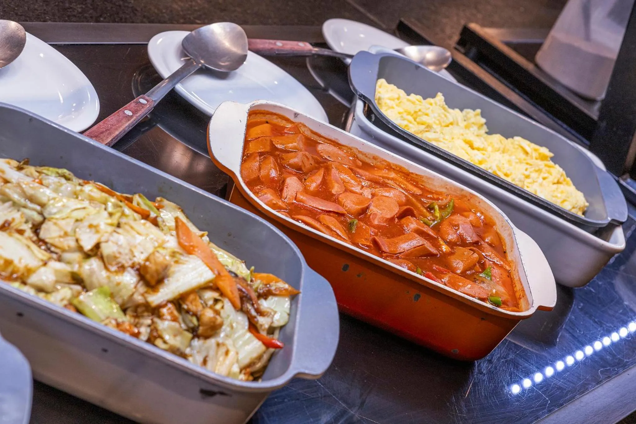 Buffet breakfast in Nikkey Palace Hotel