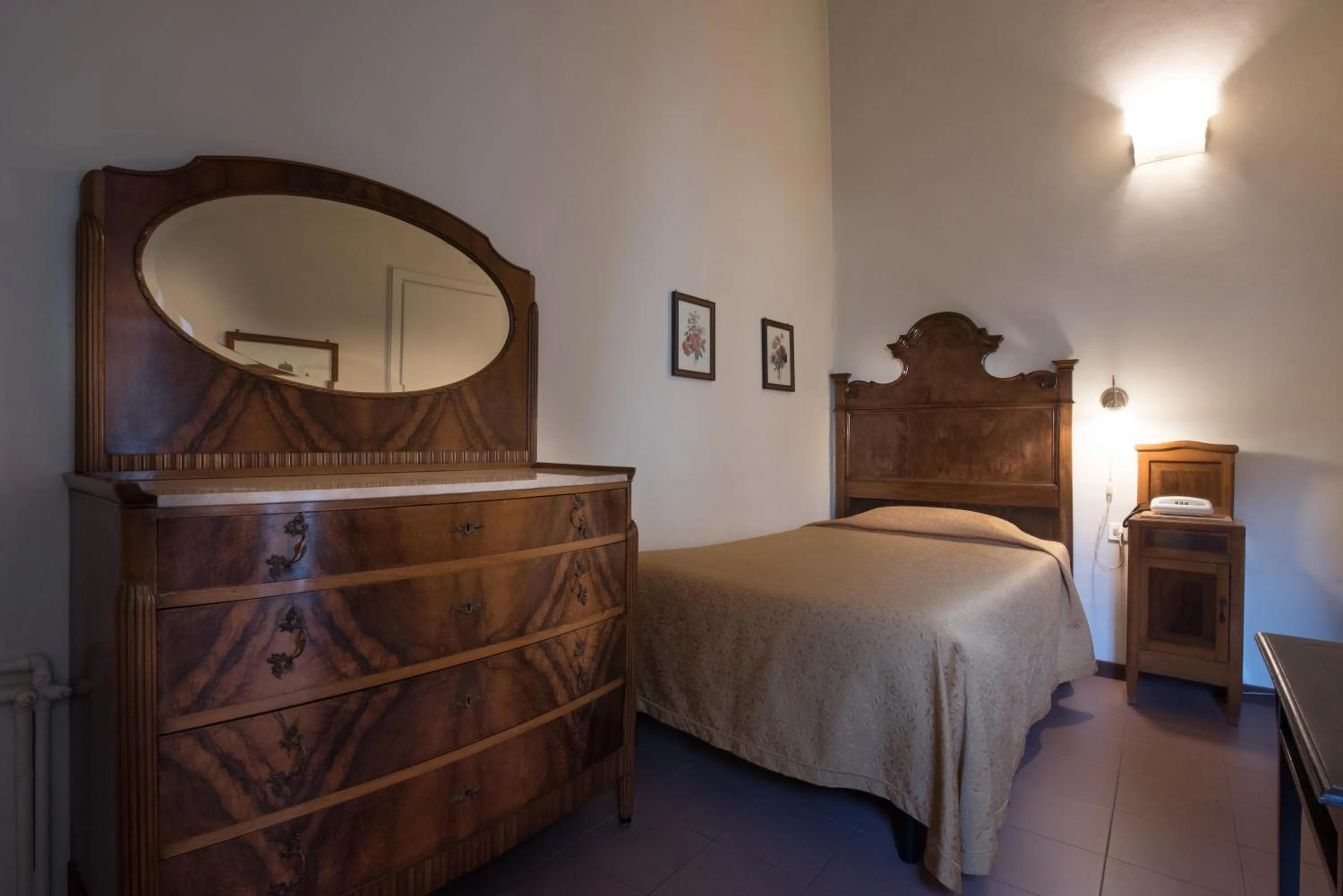 Inner courtyard view in Hotel Due Mori