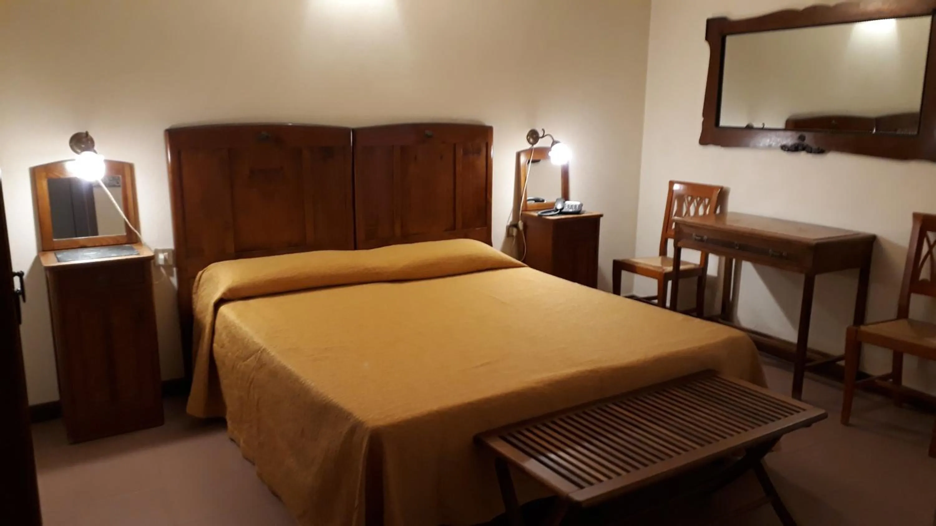 Bedroom in Hotel Due Mori