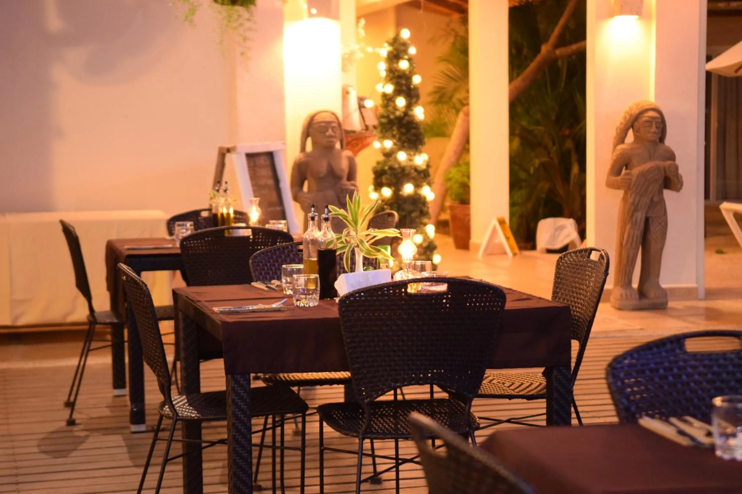 Restaurant/places to eat in Montelaguna Boutique Hotel