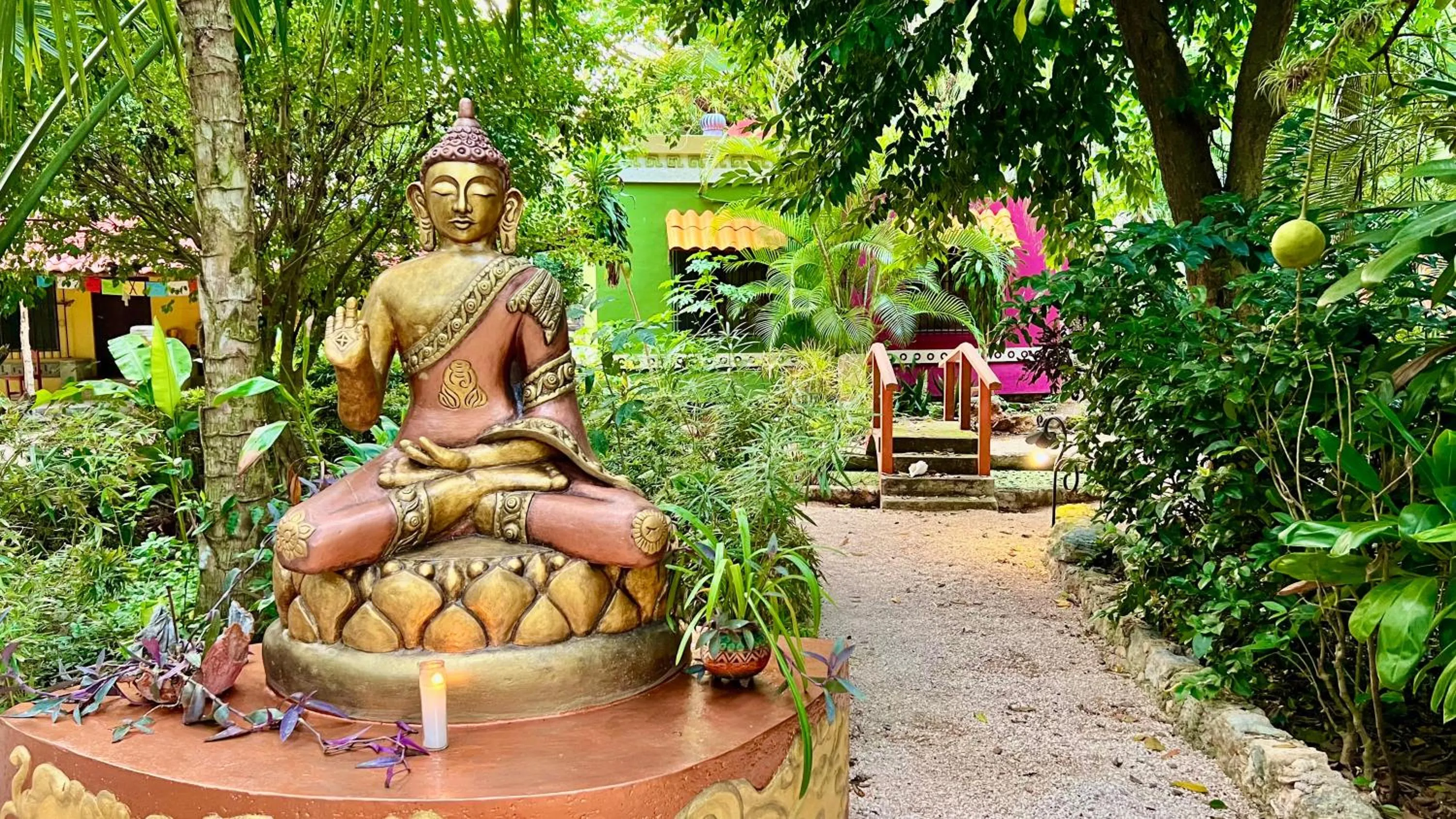 Garden in Gardenhotel Macan Ché B&B