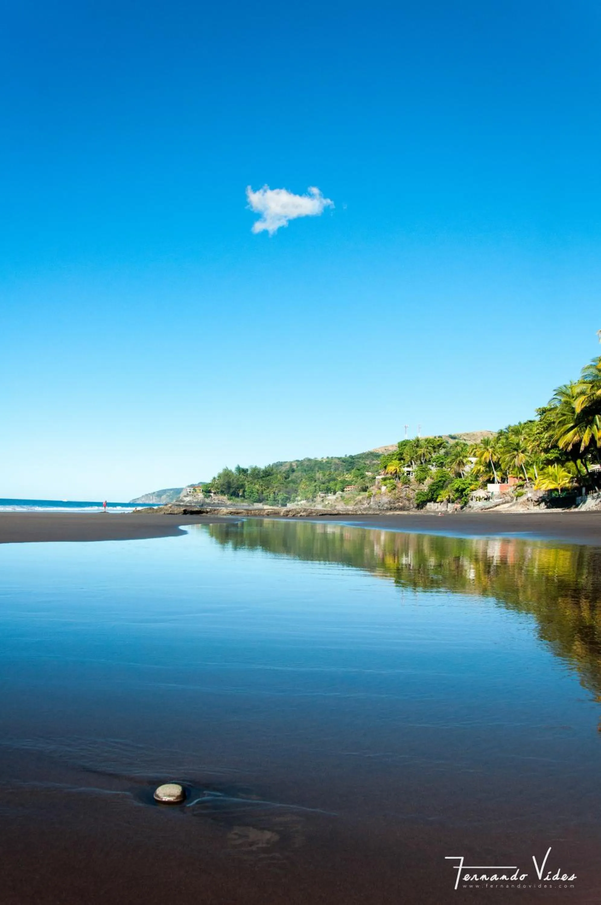 Beach in Olas Permanentes El Zonte