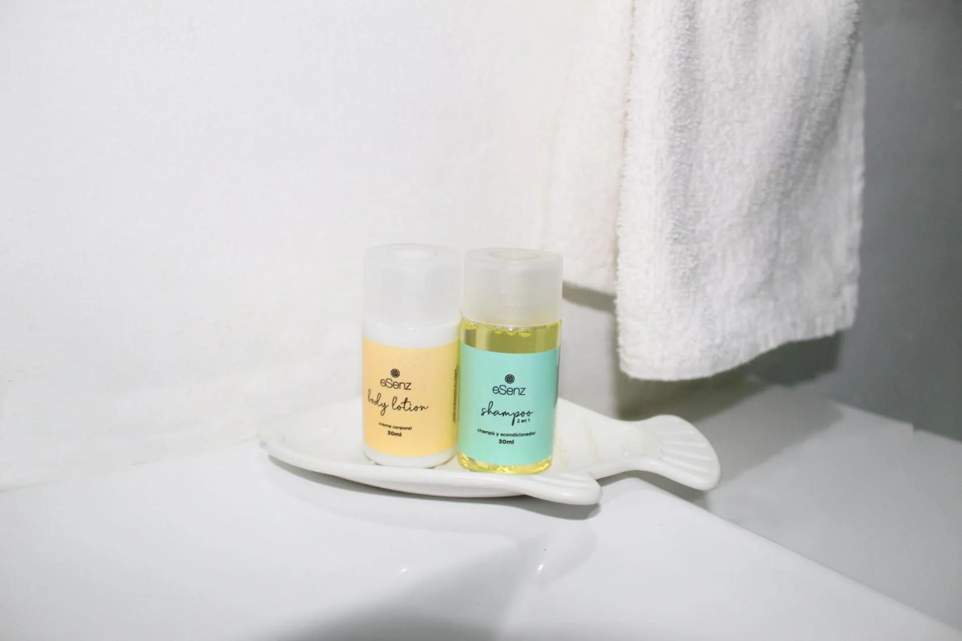 towels in Olas Permanentes El Zonte