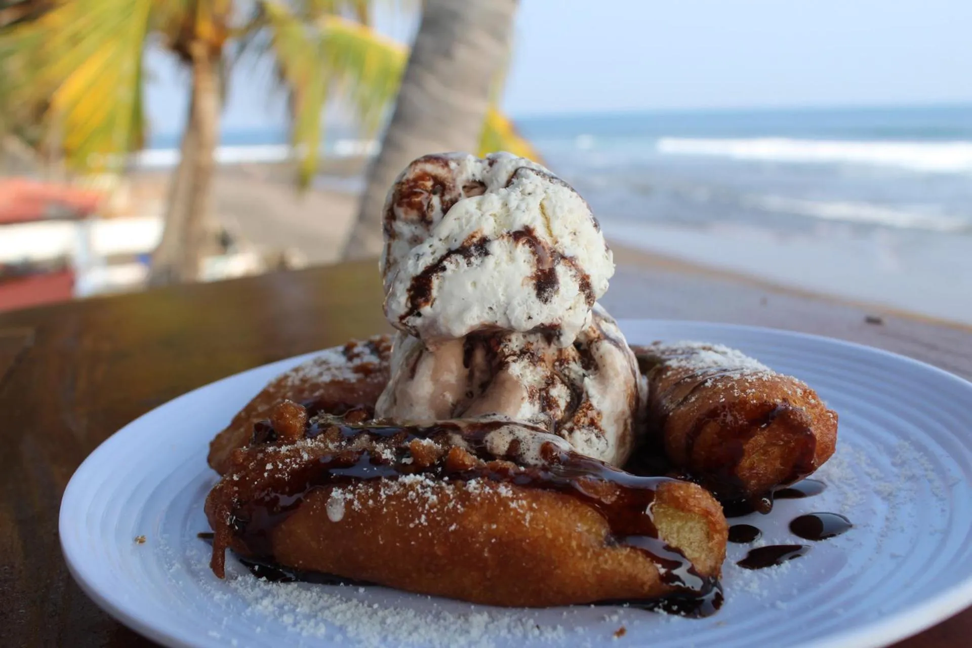 Food in Olas Permanentes El Zonte