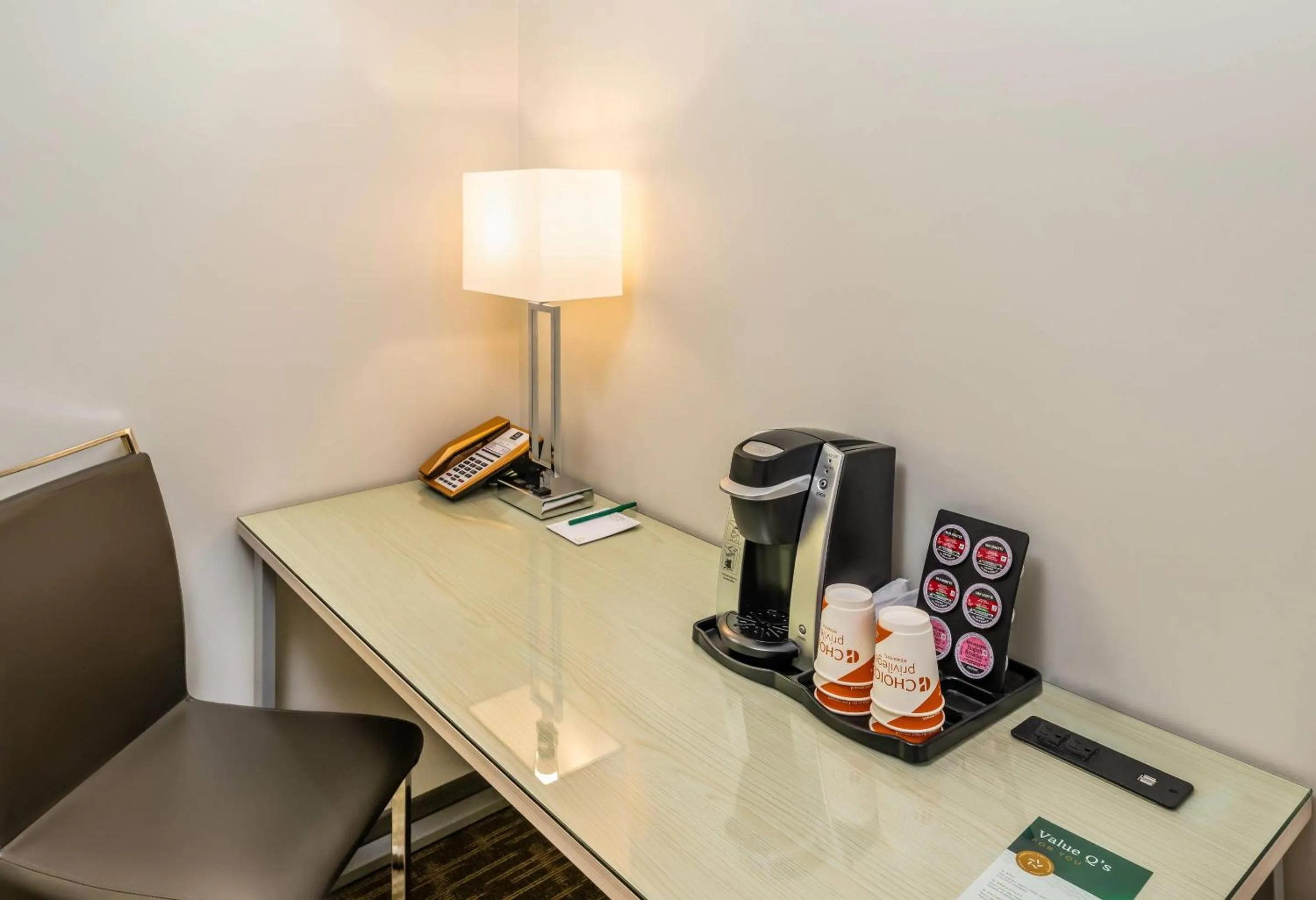 Bedroom in Quality Inn Sunshine Suites