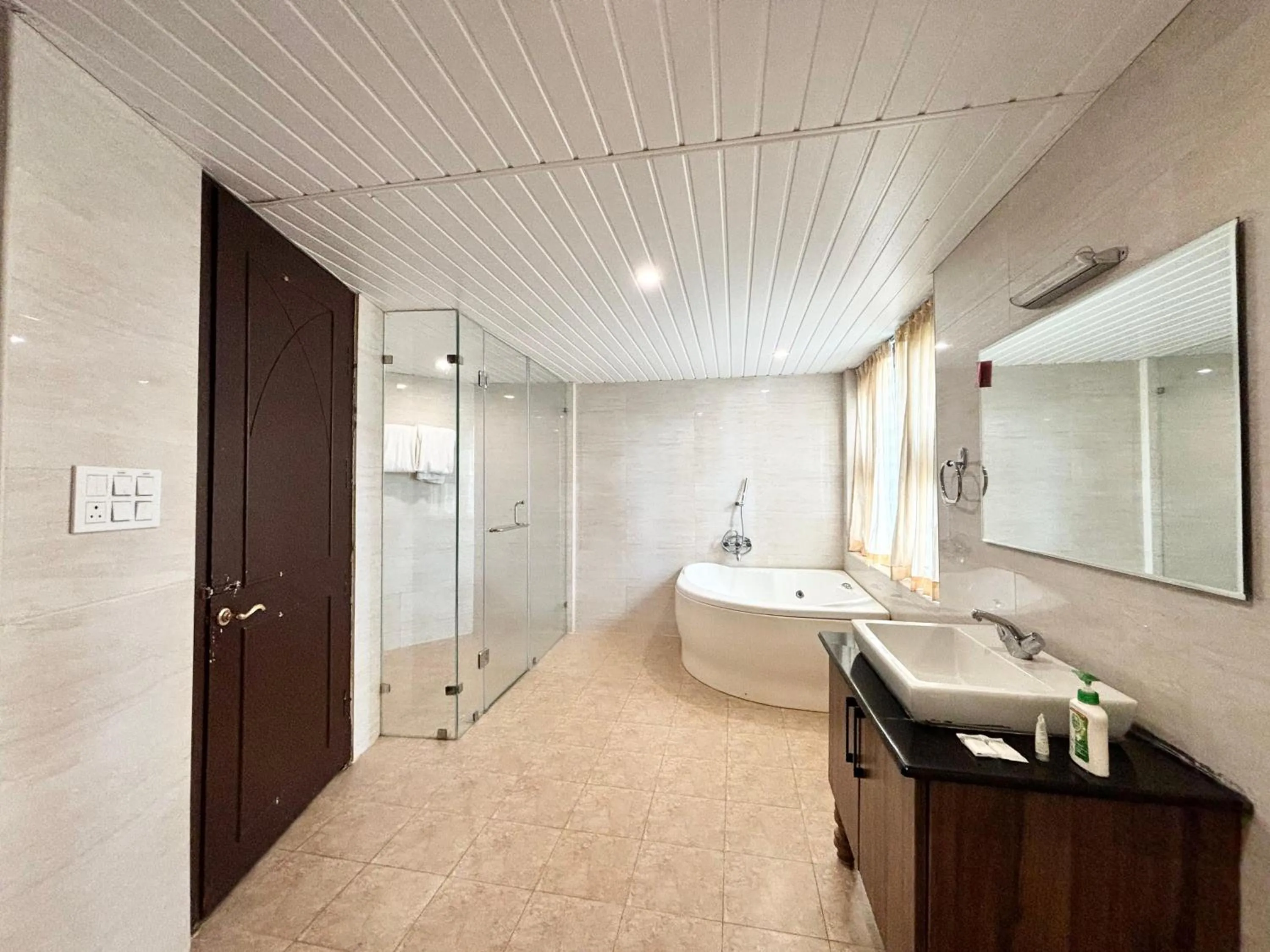 Bath in Unlock By Goldfinch Sakaleshpur