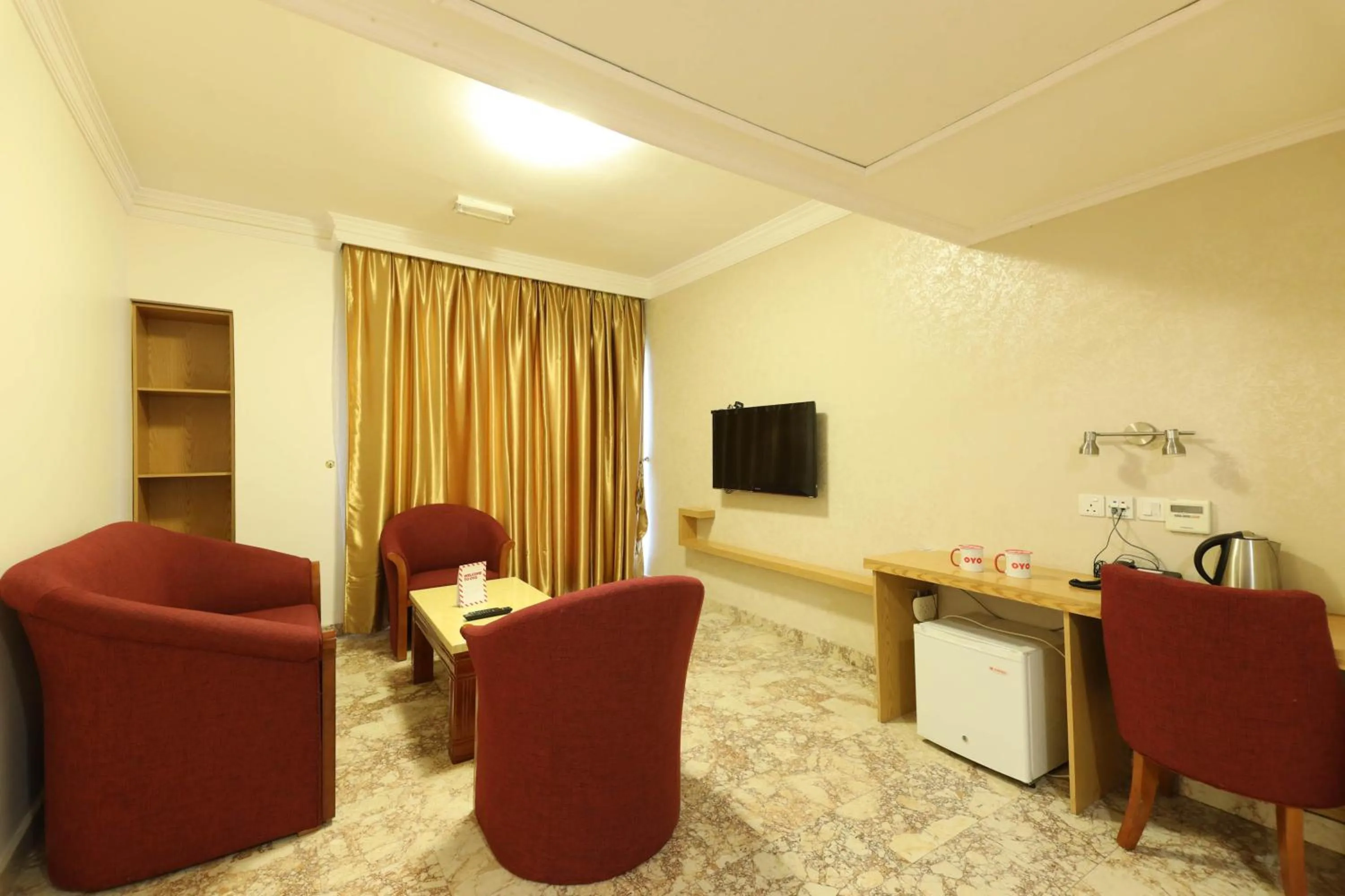 Living room in Al Reef Hotel