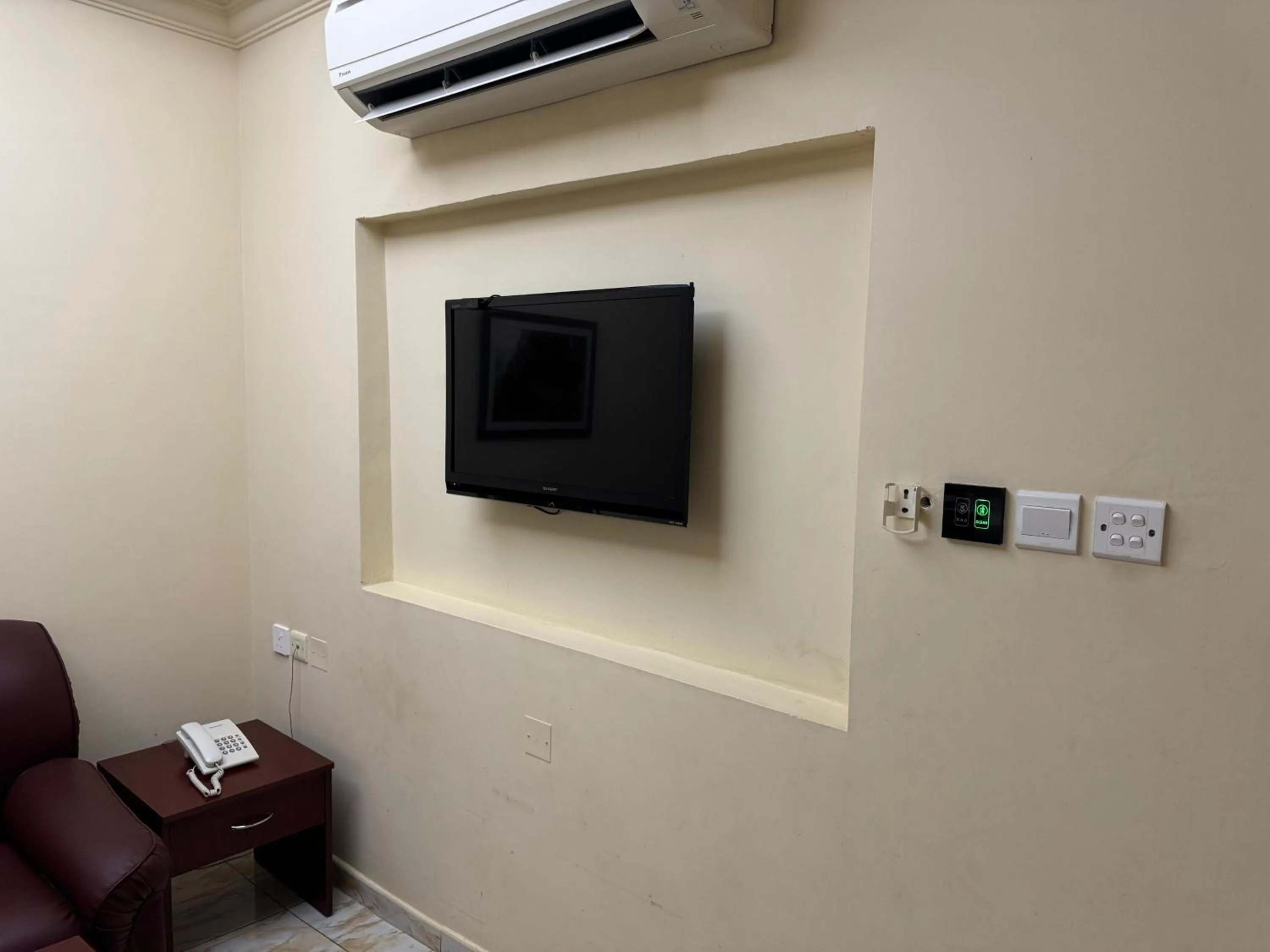 Al Ferdous Hotel Apartments